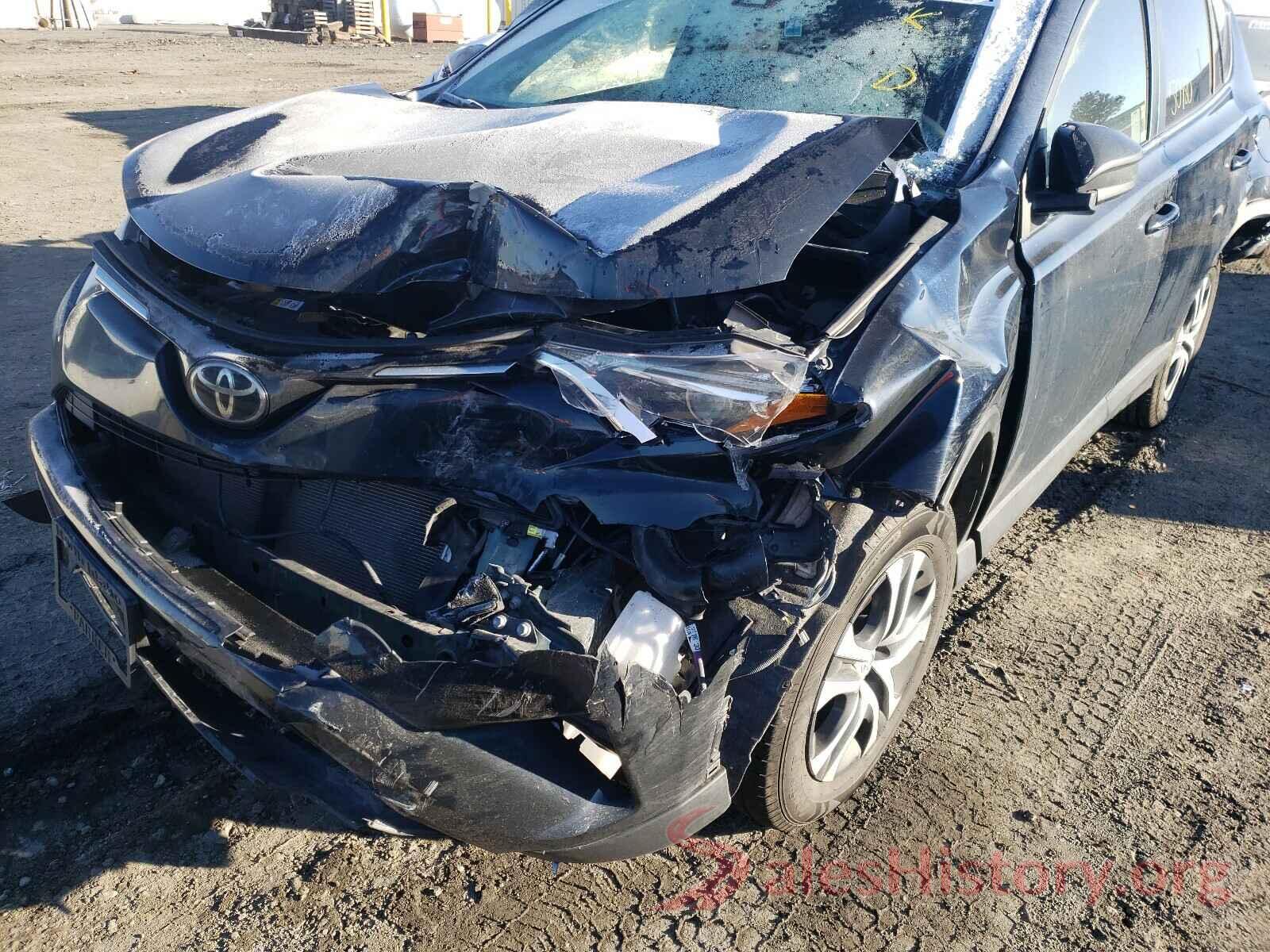 JTMZFREV3JJ175417 2018 TOYOTA RAV4