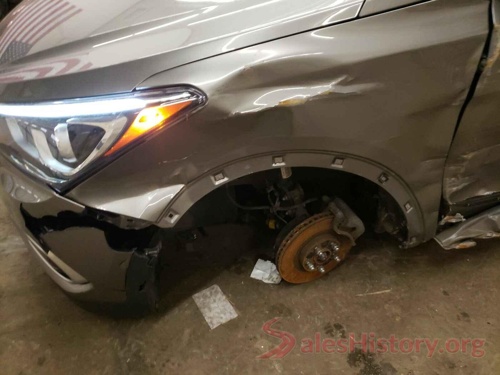 5NMZUDLB6JH106163 2018 HYUNDAI SANTA FE