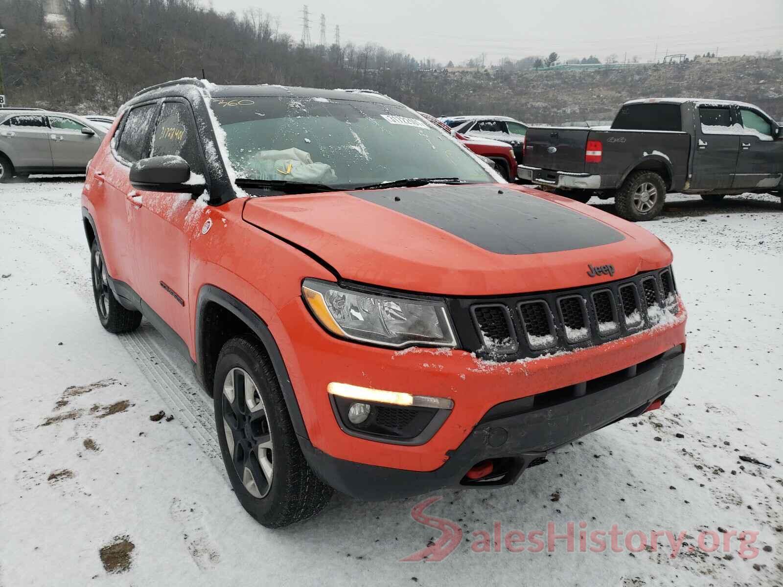 3C4NJDDB9JT315728 2018 JEEP COMPASS