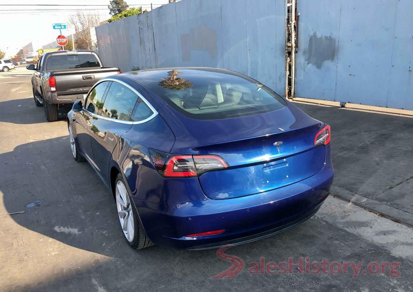 5YJ3E1EA7JF044635 2018 TESLA MODEL 3