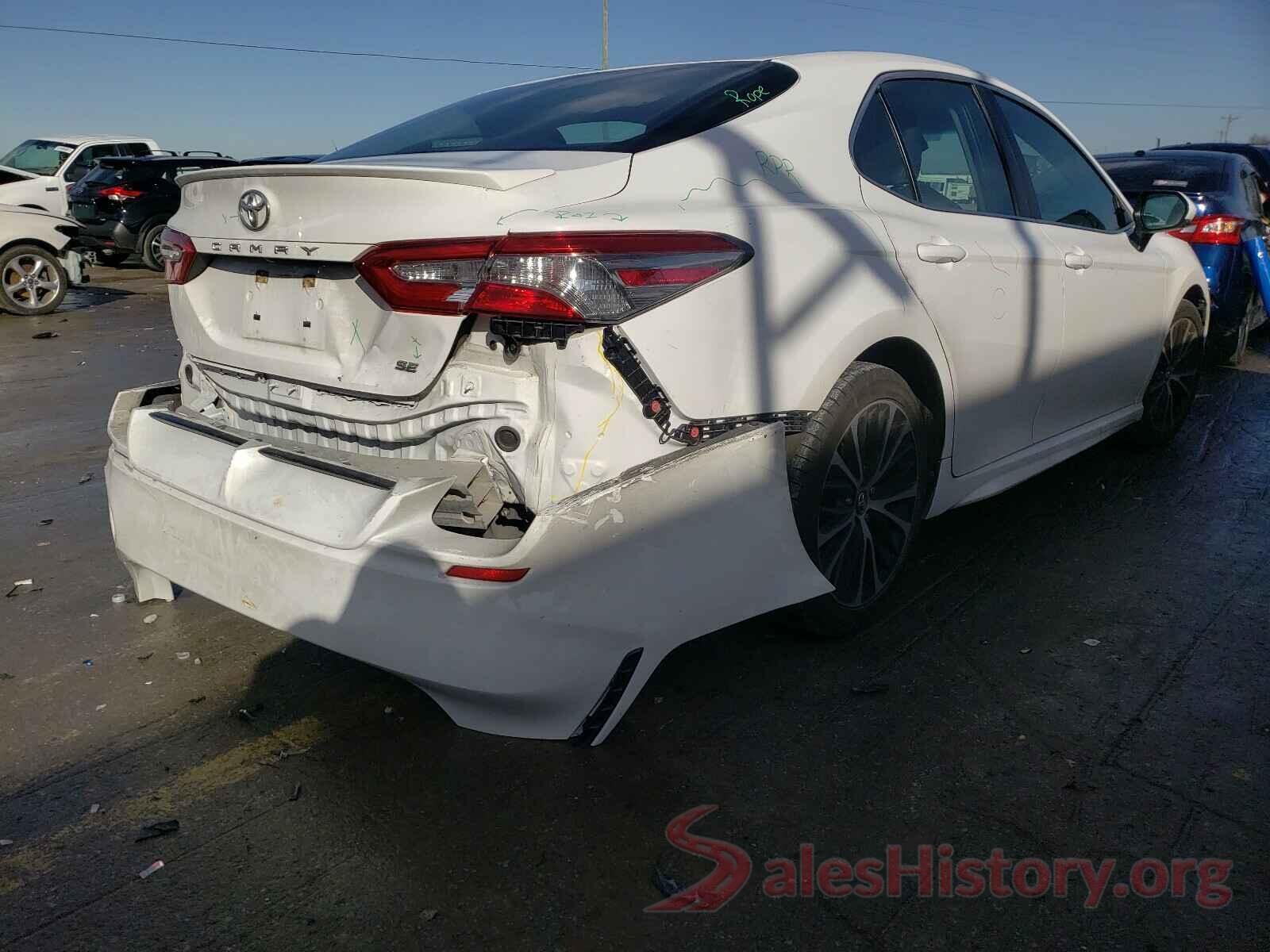 4T1B11HK8JU601275 2018 TOYOTA CAMRY