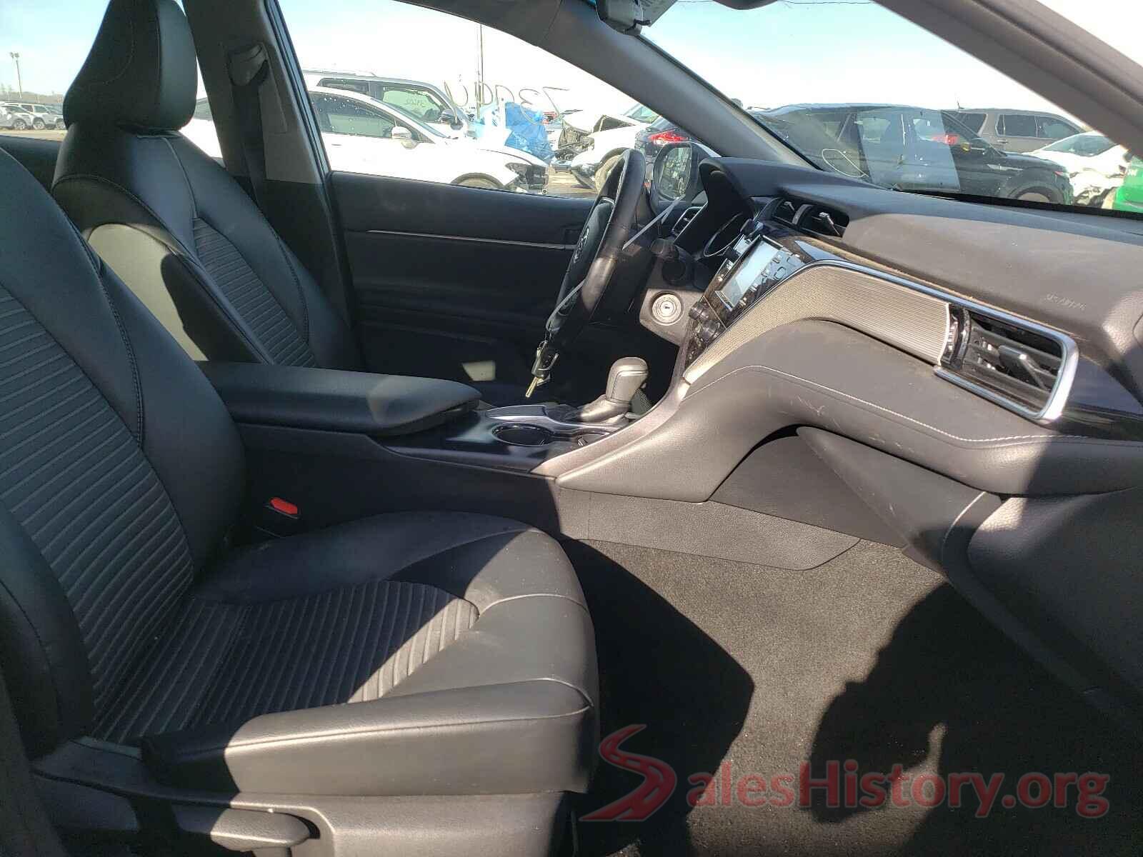 4T1B11HK8JU601275 2018 TOYOTA CAMRY