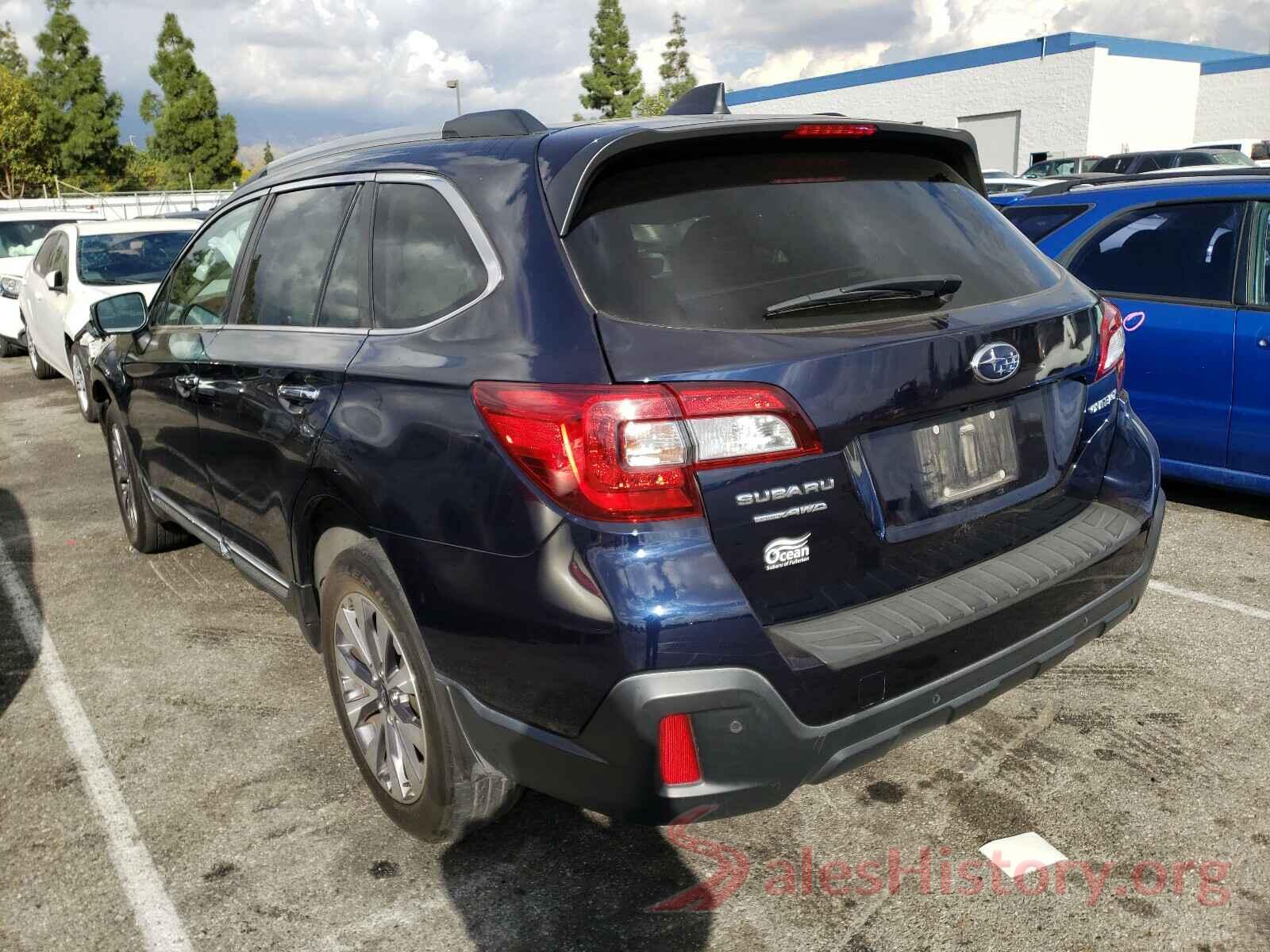 4S4BSATC1J3352787 2018 SUBARU OUTBACK