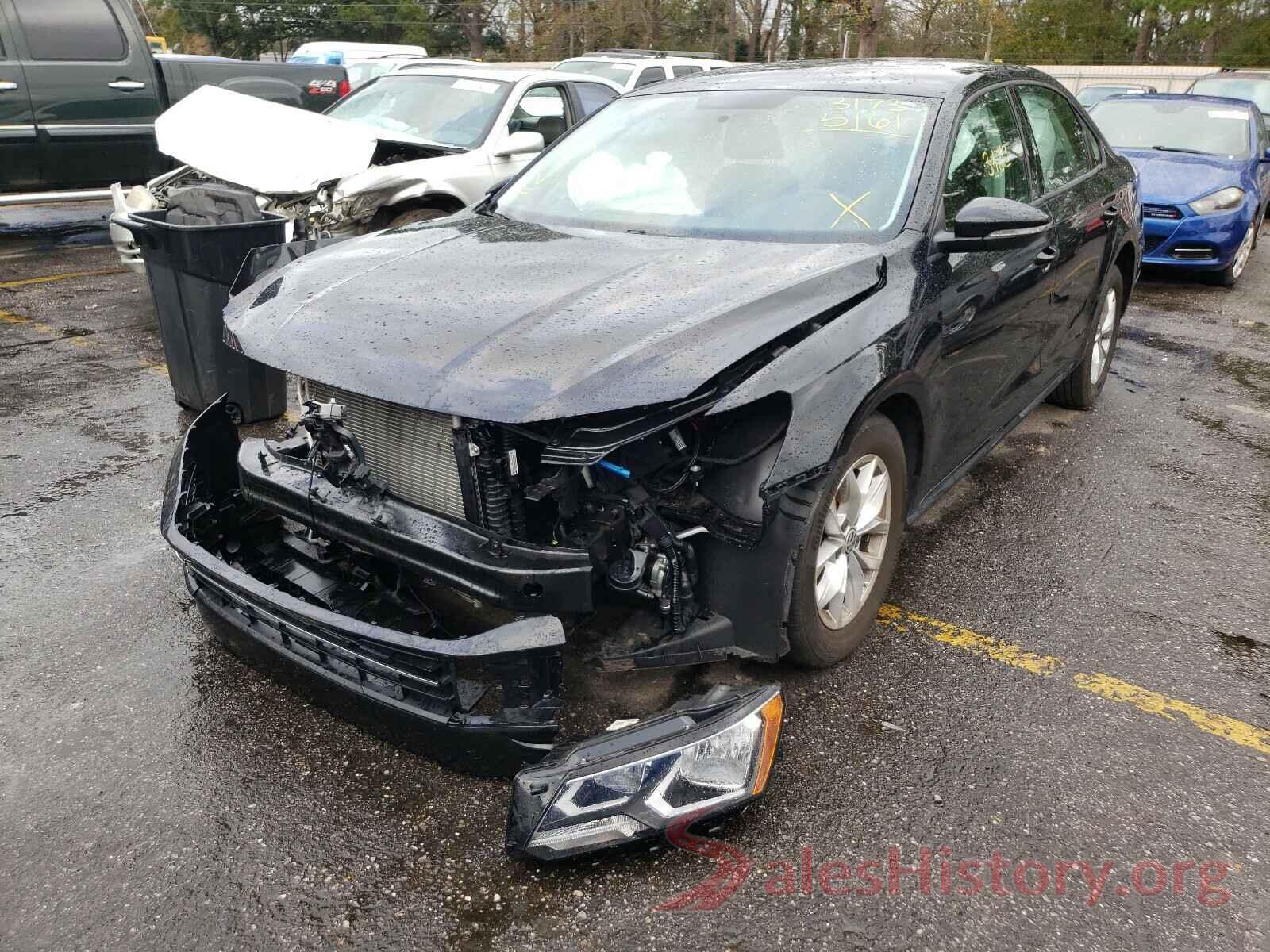 1VWAA7A30JC050011 2018 VOLKSWAGEN PASSAT