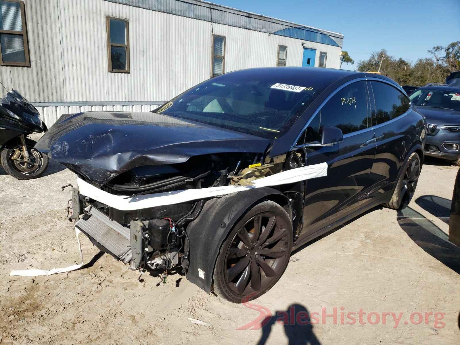 5YJXCBE25KF192175 2019 TESLA MODEL X