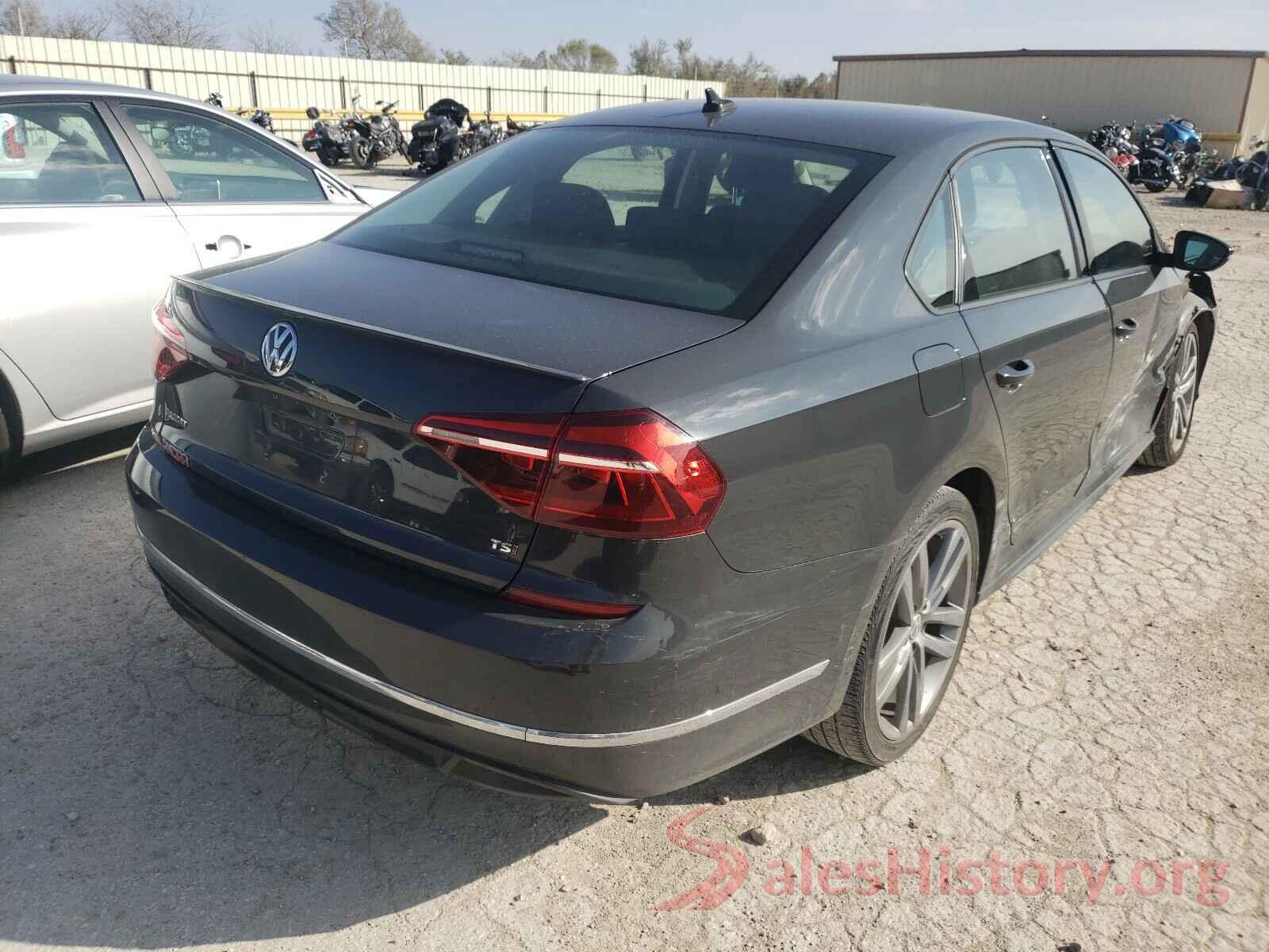 1VWAA7A33JC022641 2018 VOLKSWAGEN PASSAT