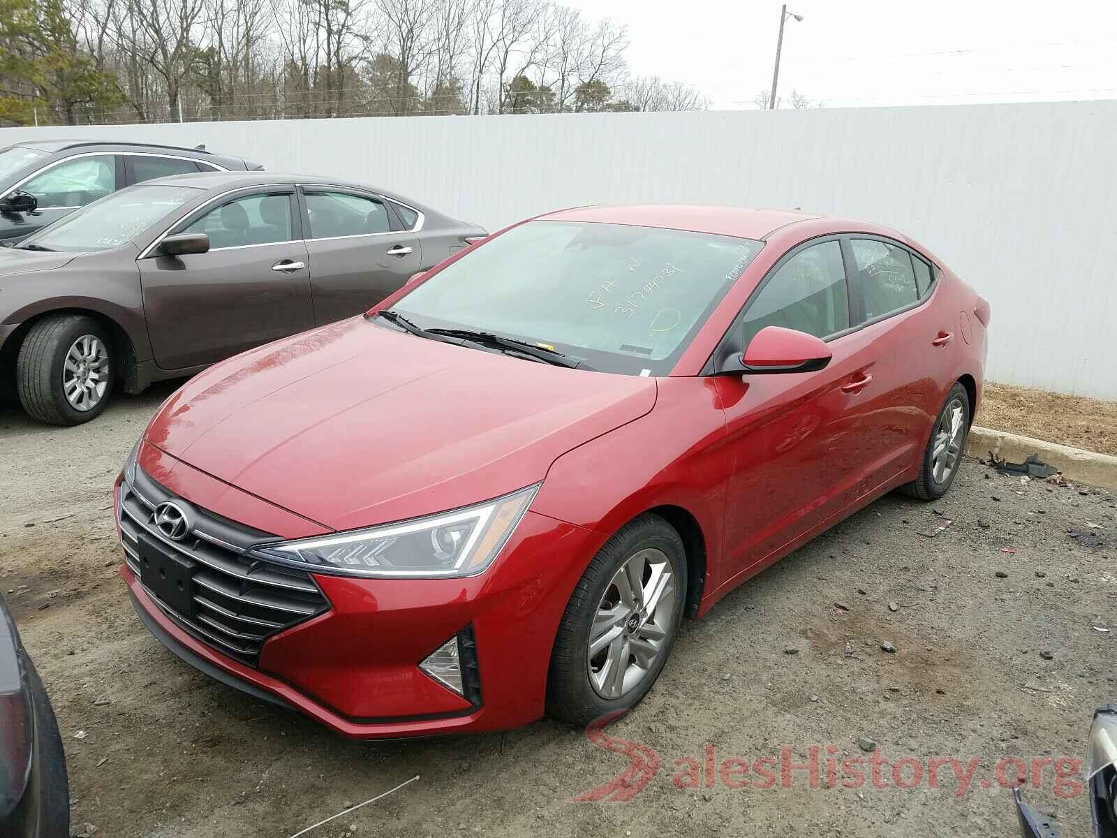 5NPD84LF8KH485463 2019 HYUNDAI ELANTRA