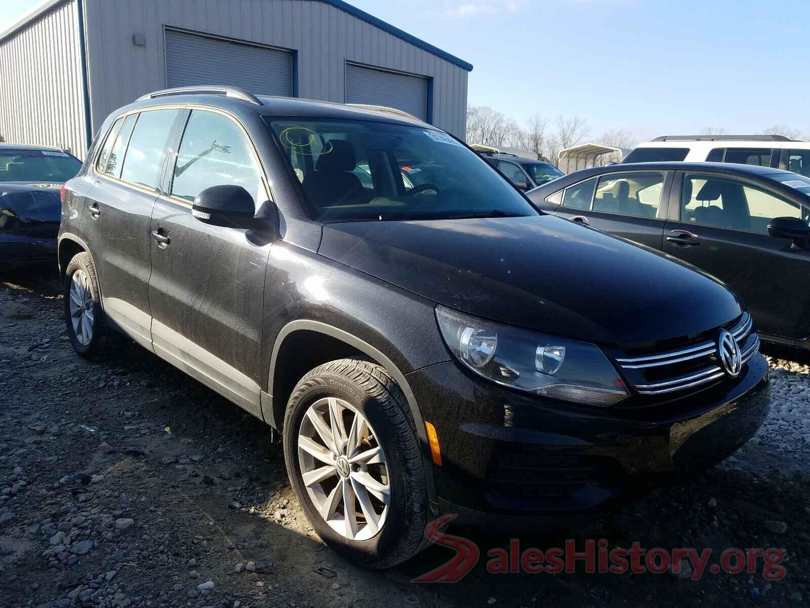 WVGAV7AX5HK051645 2017 VOLKSWAGEN TIGUAN