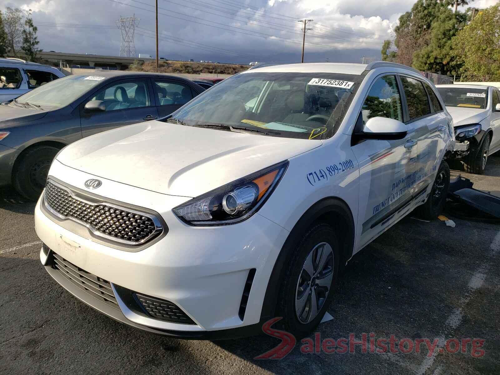 KNDCB3LC2K5352159 2019 KIA NIRO