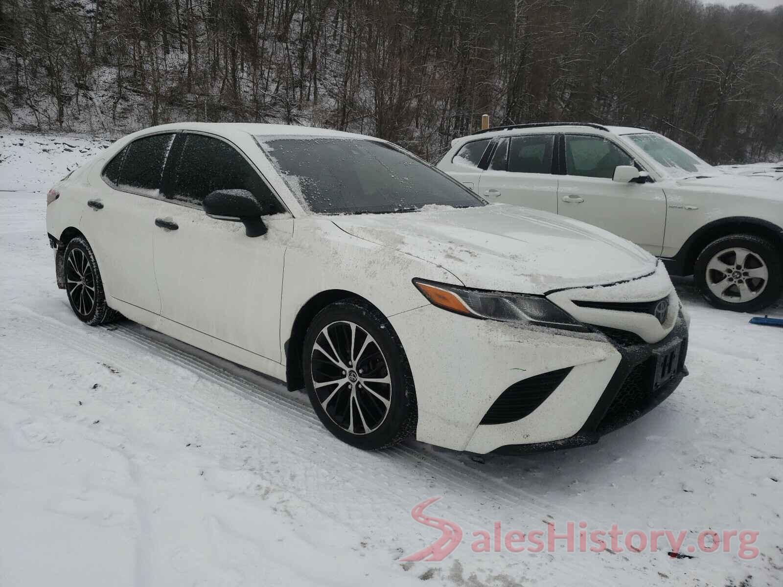 JTNB11HK6J3030441 2018 TOYOTA CAMRY