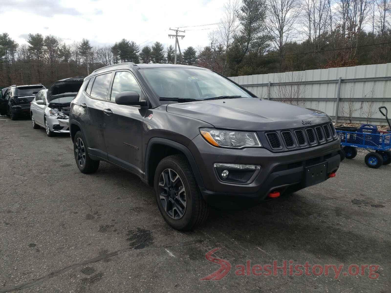 3C4NJDDB6KT740180 2019 JEEP COMPASS