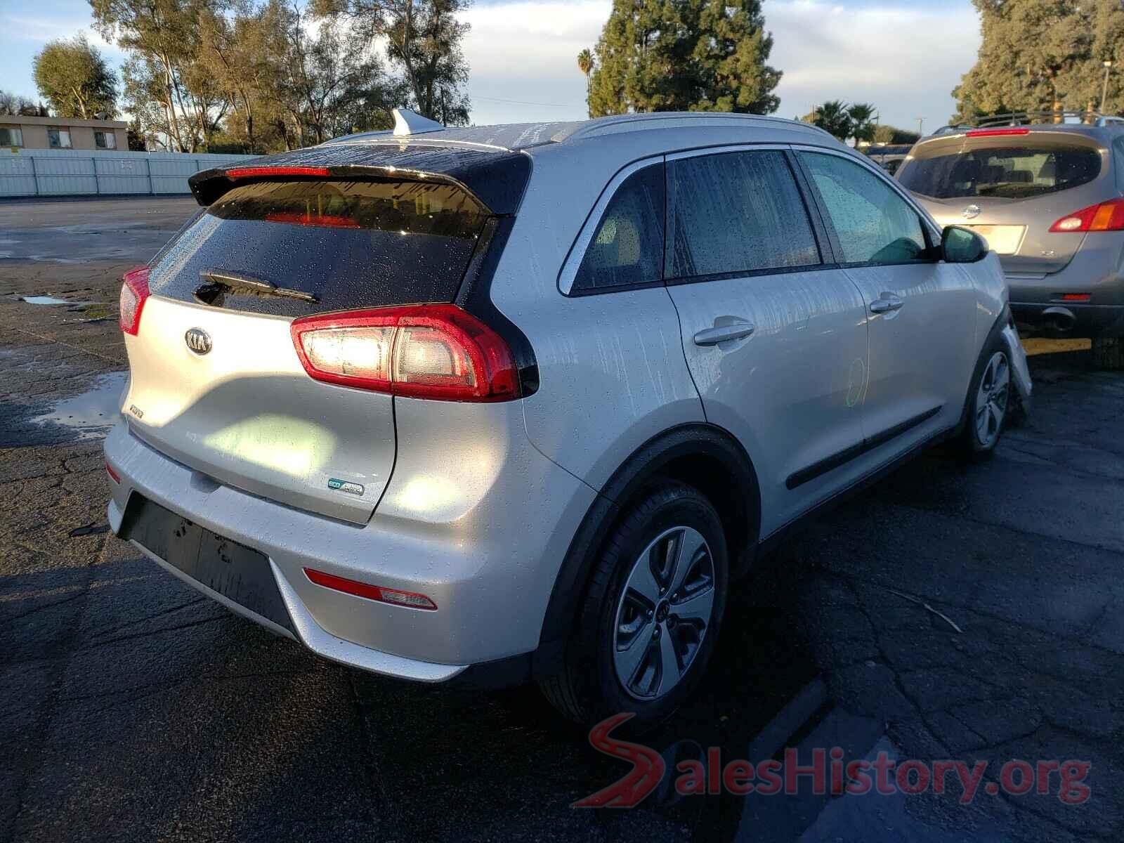 KNDCB3LCXK5345881 2019 KIA NIRO