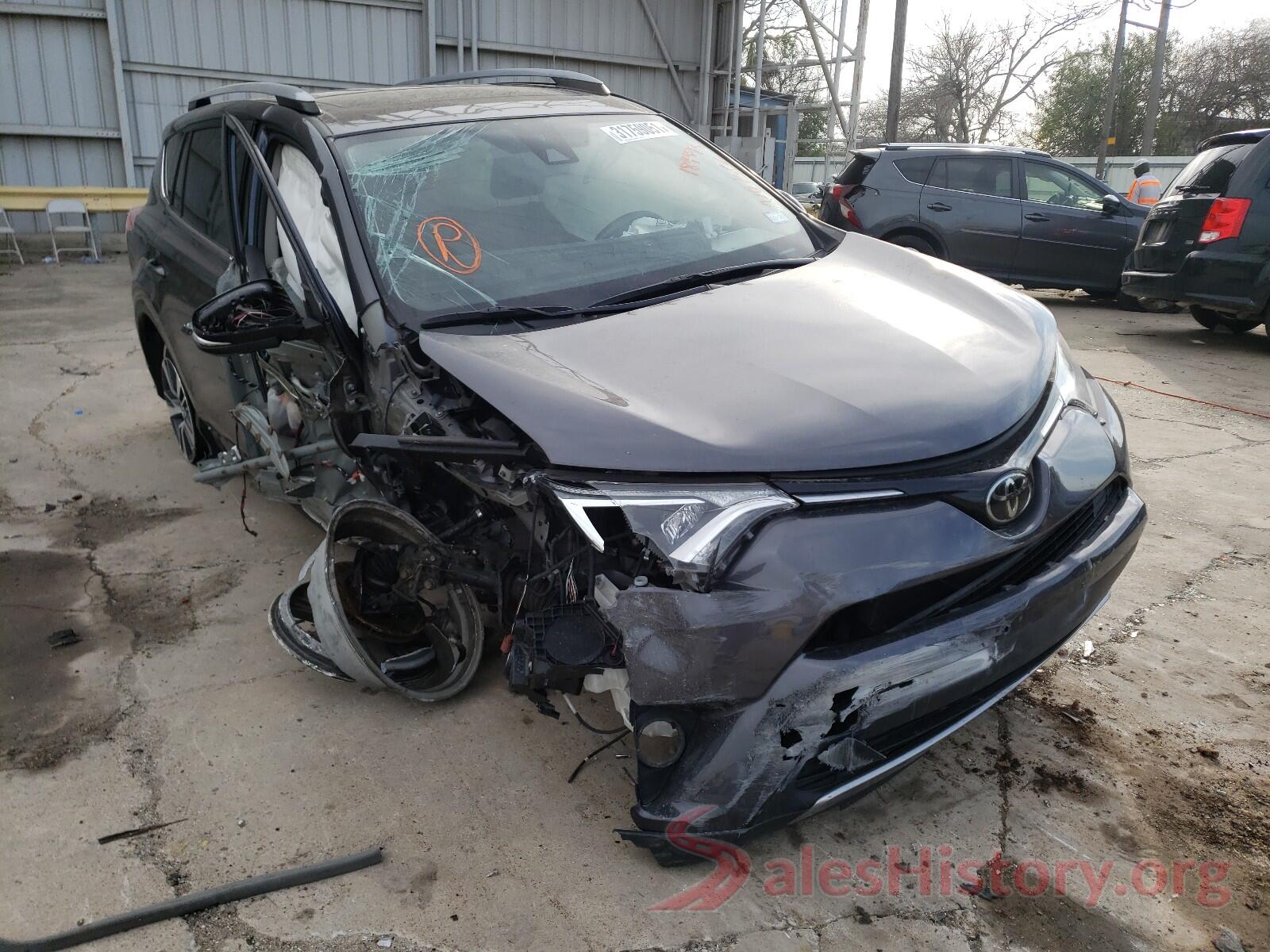 JTMWFREV1JJ184393 2018 TOYOTA RAV4