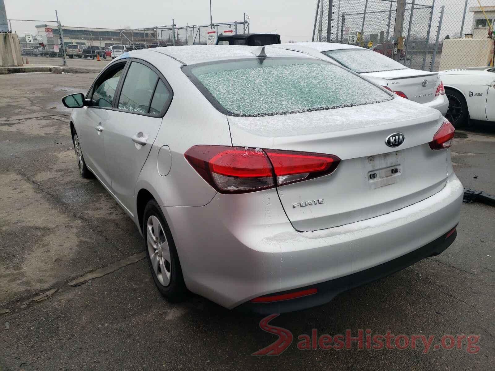 3KPFK4A78HE060991 2017 KIA FORTE