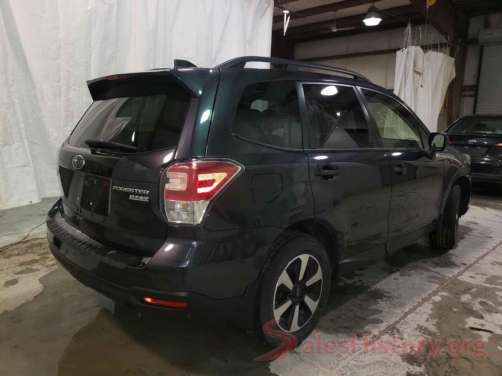 JF2SJAEC3HH473890 2017 SUBARU FORESTER