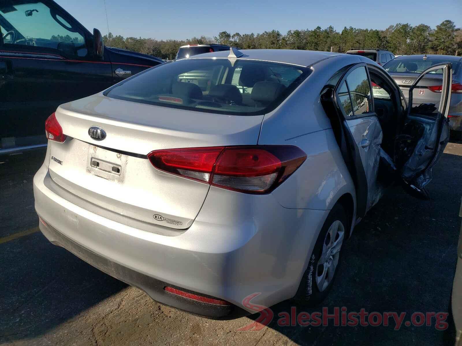 3KPFK4A77JE282914 2018 KIA FORTE