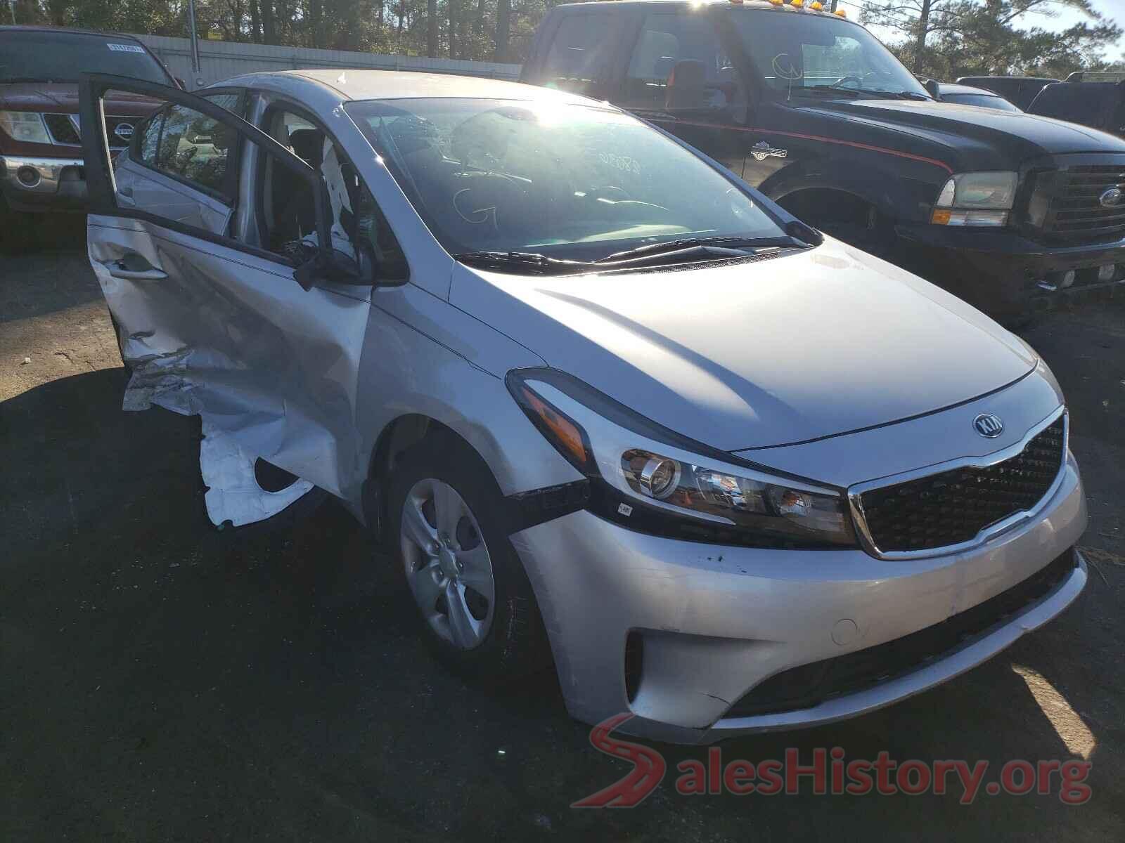 3KPFK4A77JE282914 2018 KIA FORTE