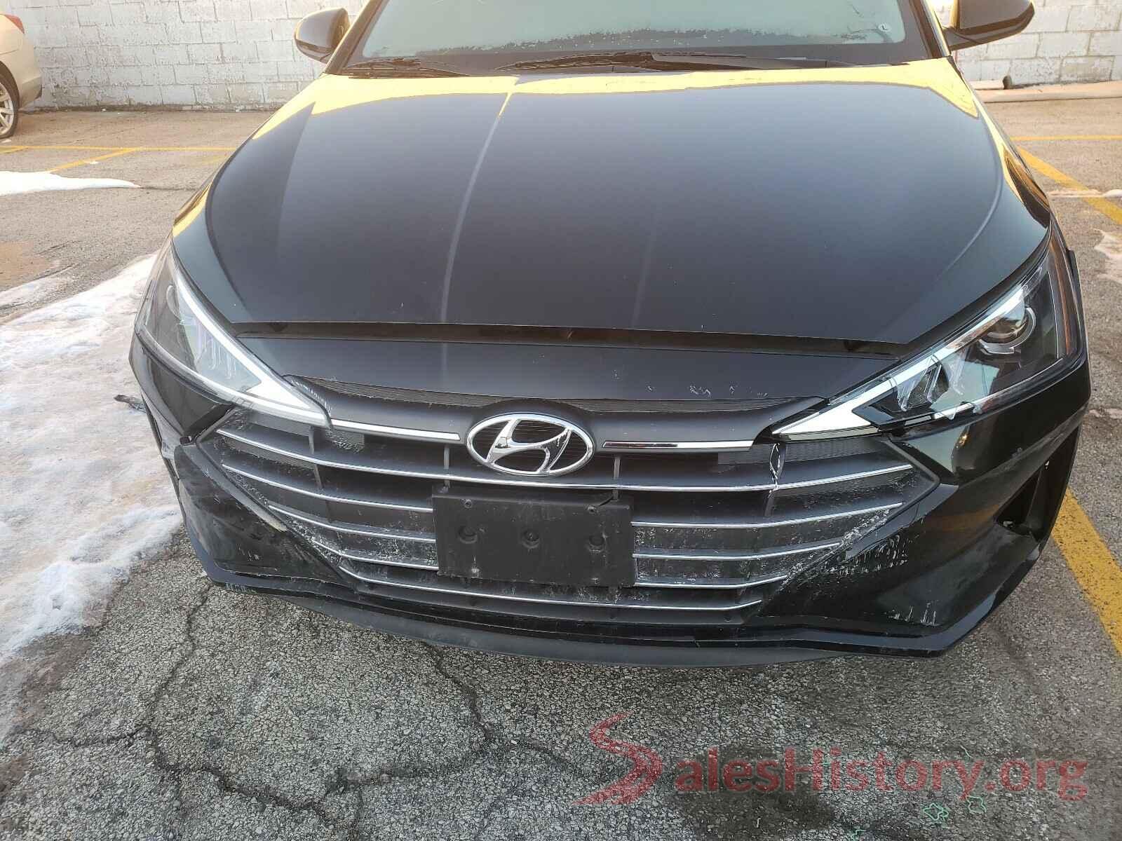 5NPD74LF3KH484742 2019 HYUNDAI ELANTRA