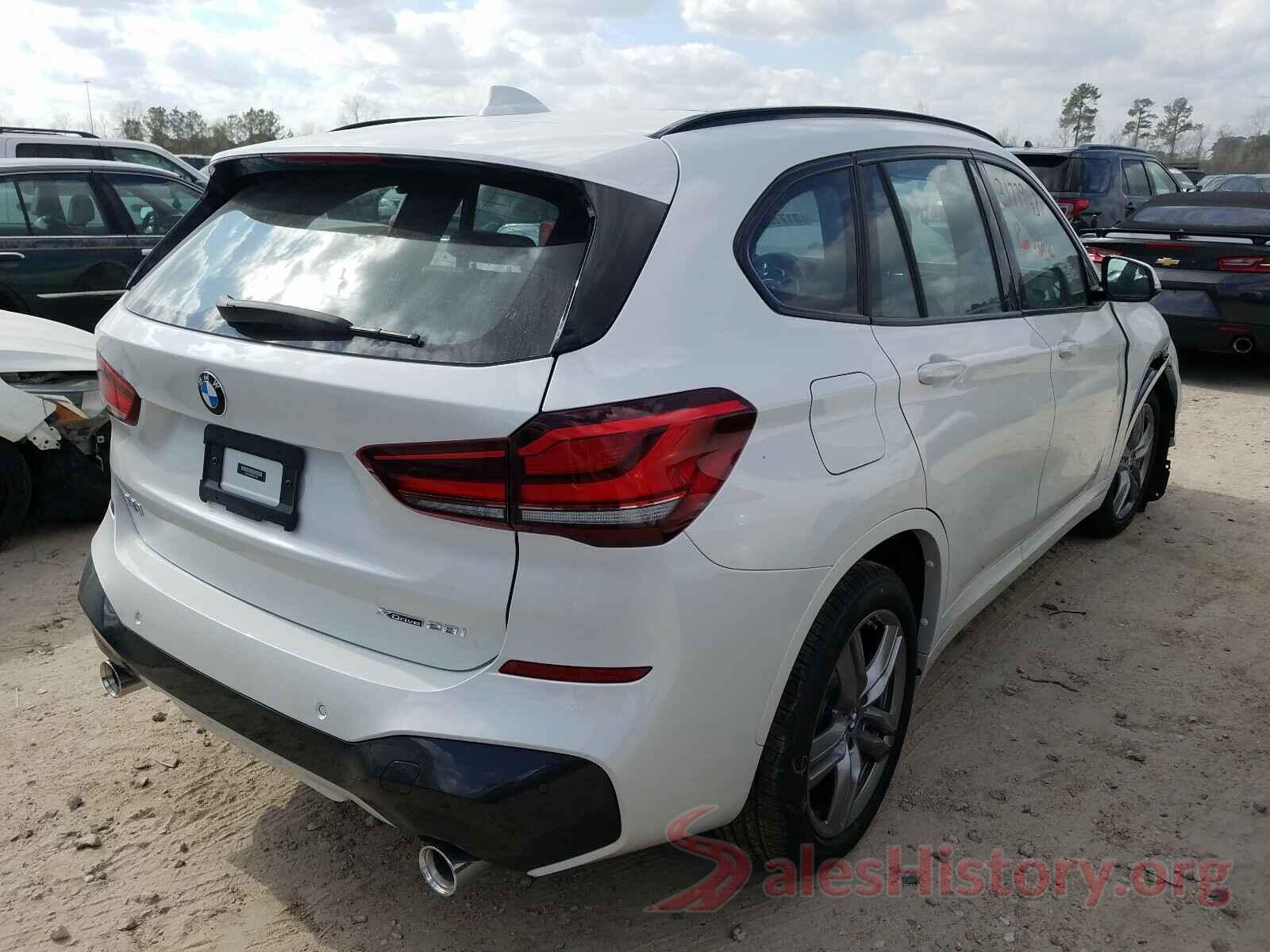 WBXJG9C09M5S11032 2021 BMW X1