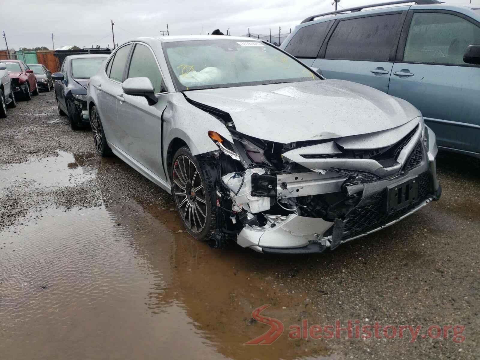 JTNB11HK6J3017396 2018 TOYOTA CAMRY