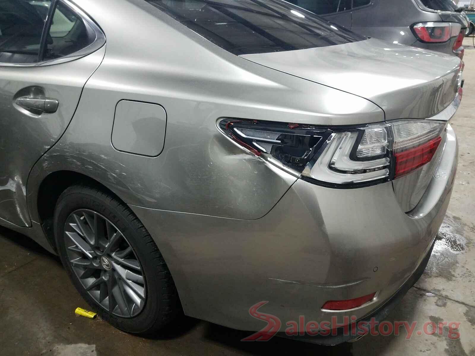 58ABK1GG9JU090565 2018 LEXUS ES350