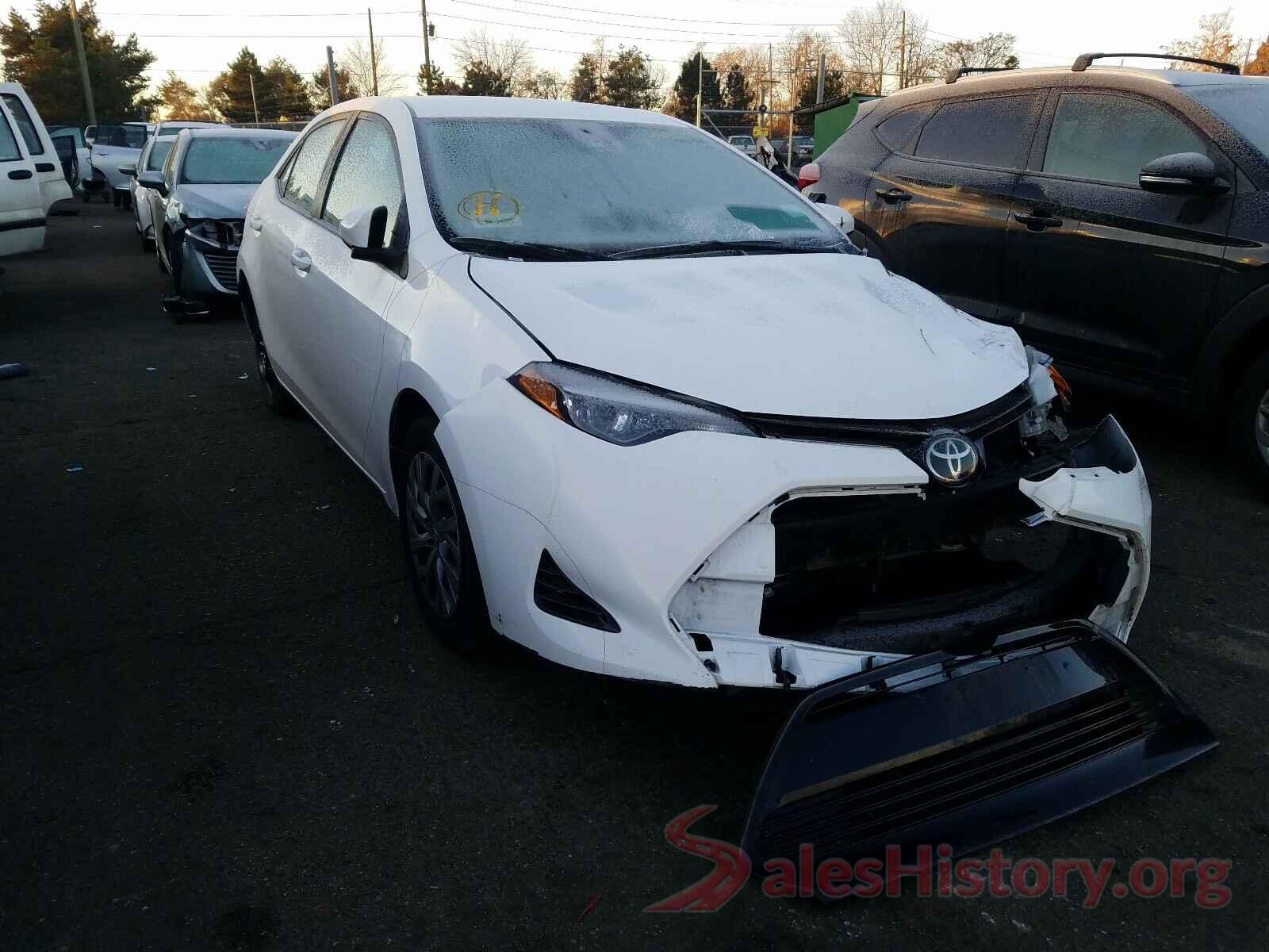 2T1BURHE9JC068824 2018 TOYOTA COROLLA