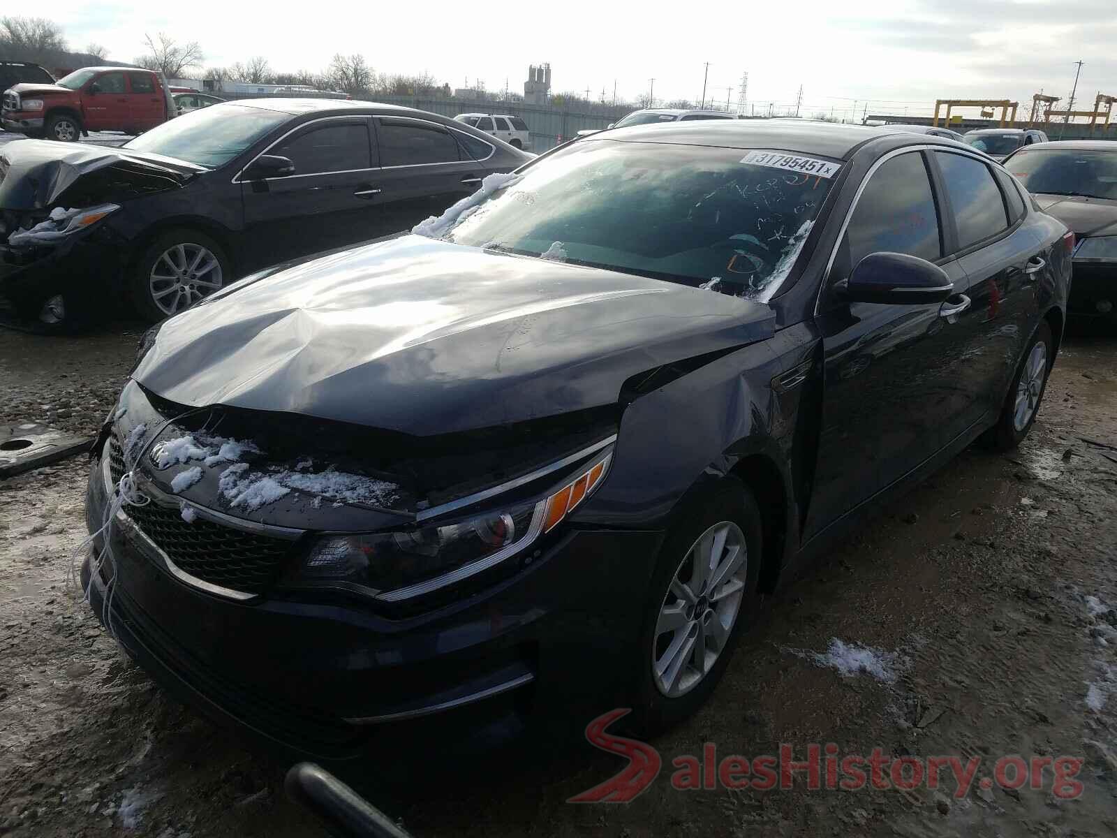 KNAGT4L37G5117085 2016 KIA OPTIMA