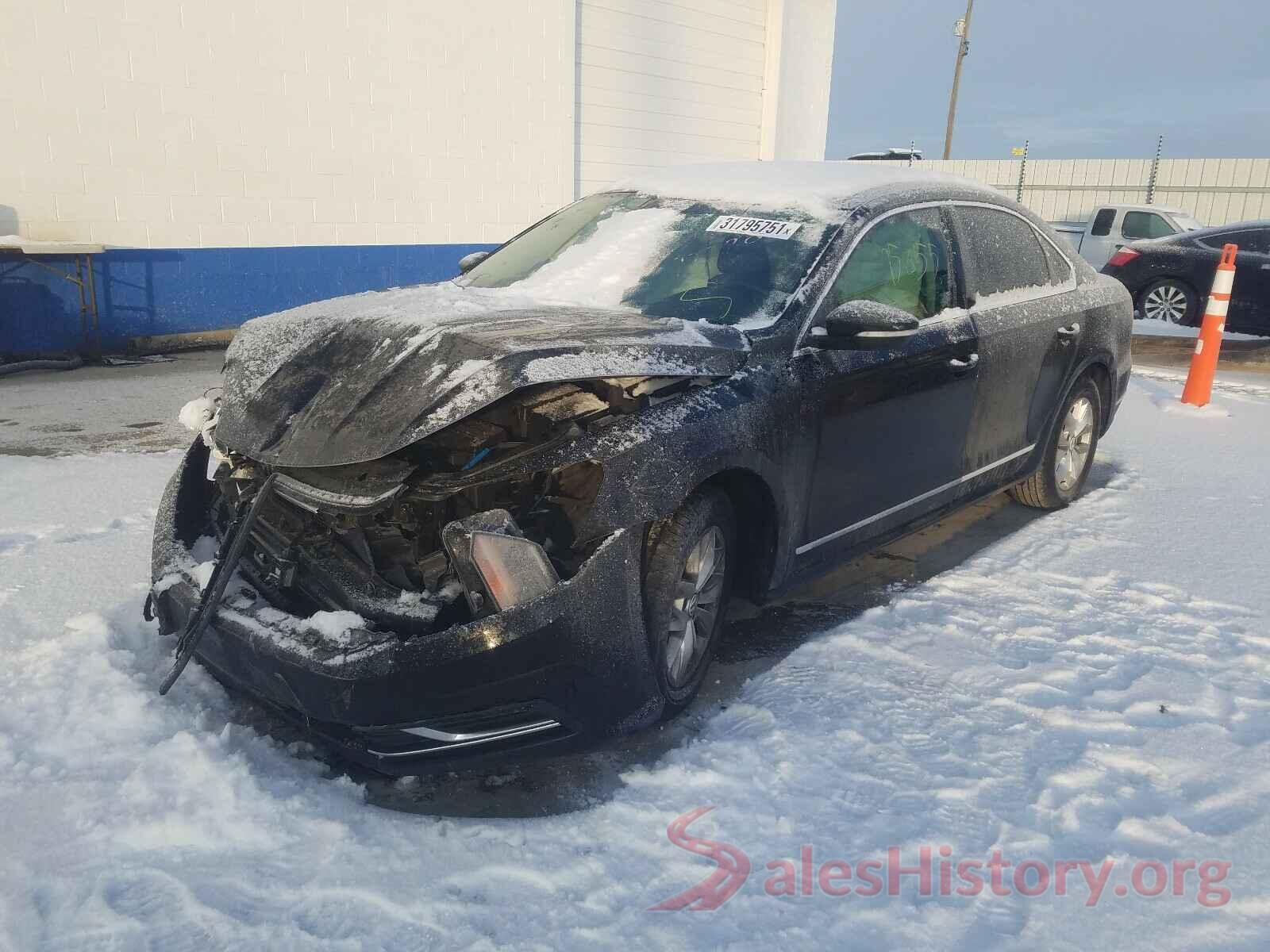 1VWAT7A3XHC001631 2017 VOLKSWAGEN PASSAT