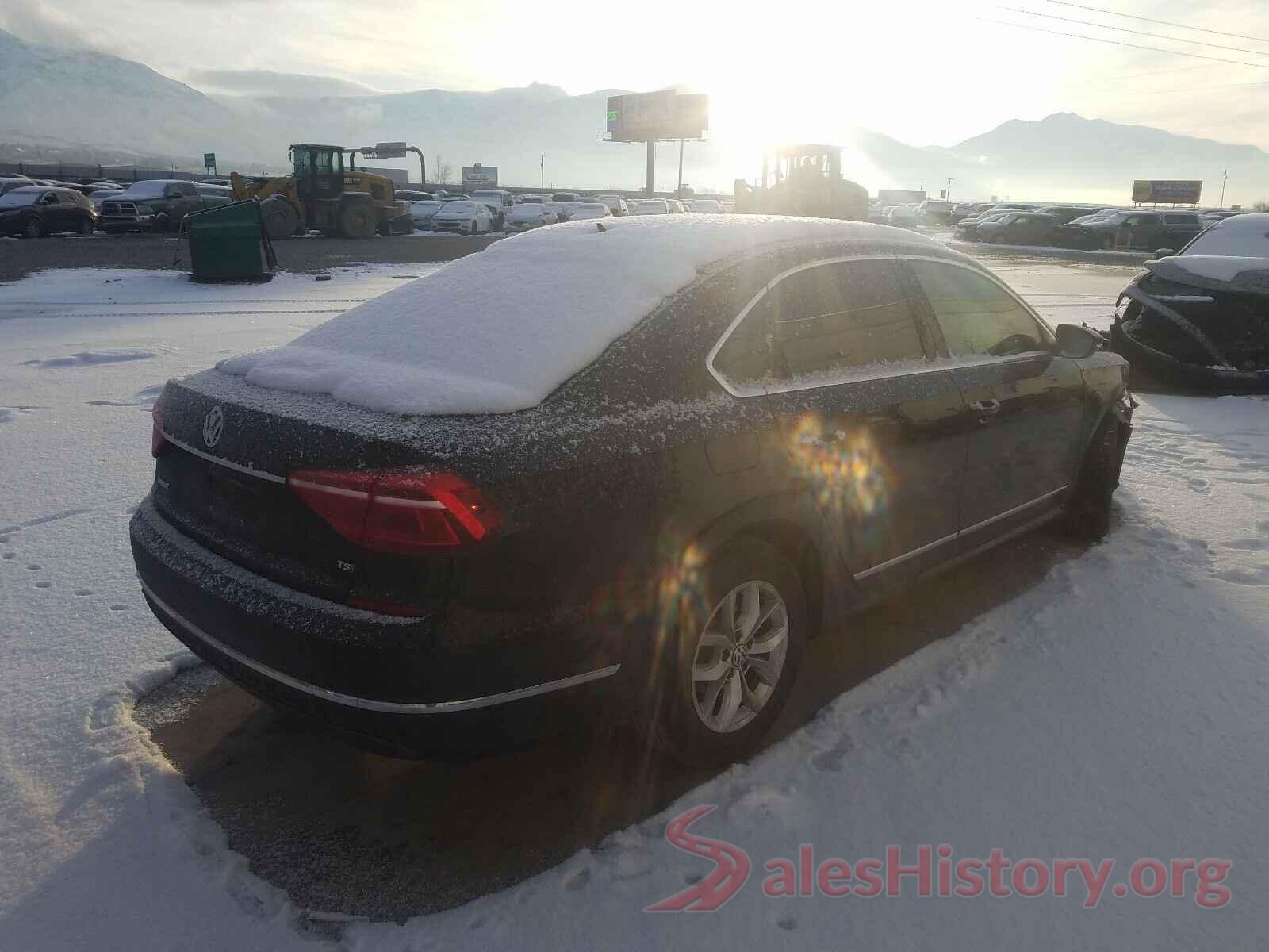 1VWAT7A3XHC001631 2017 VOLKSWAGEN PASSAT