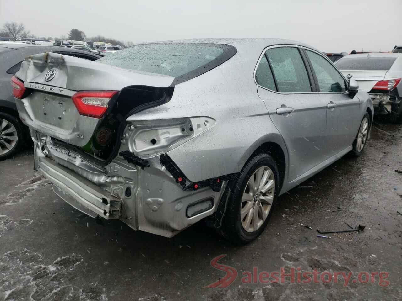 4T1B11HK8JU113007 2018 TOYOTA CAMRY