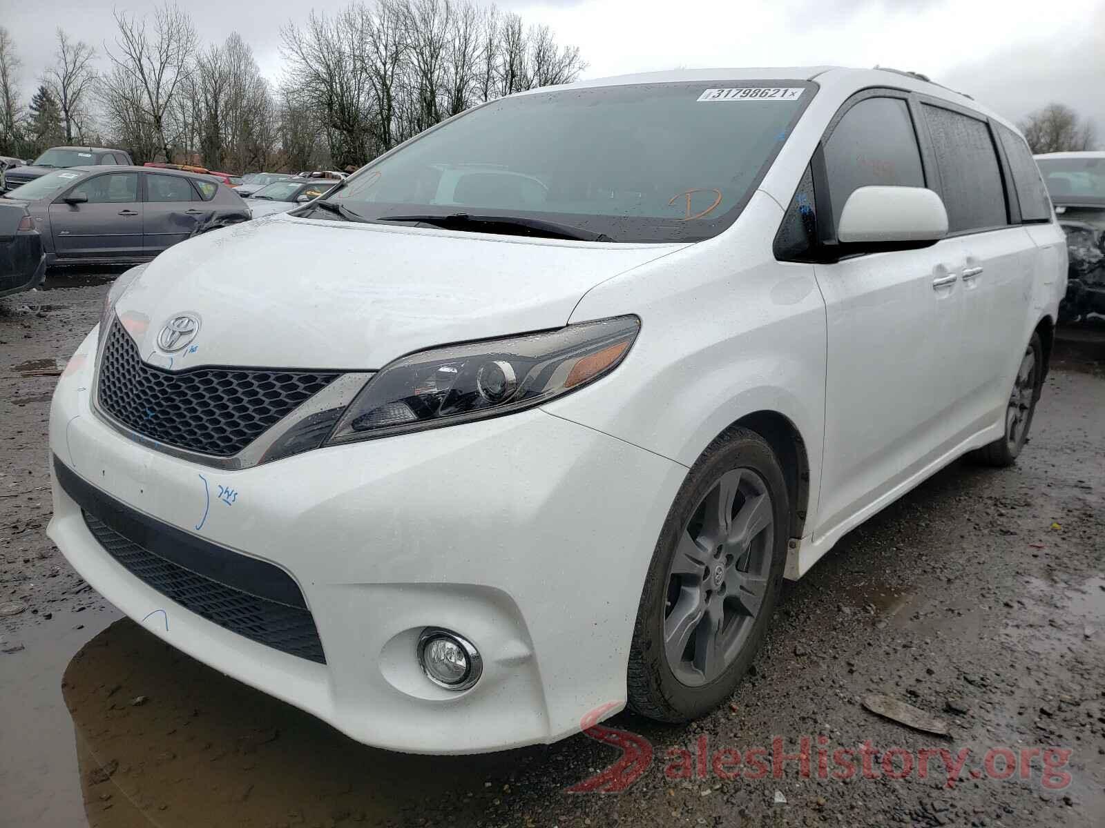 5TDXZ3DC9HS883776 2017 TOYOTA SIENNA