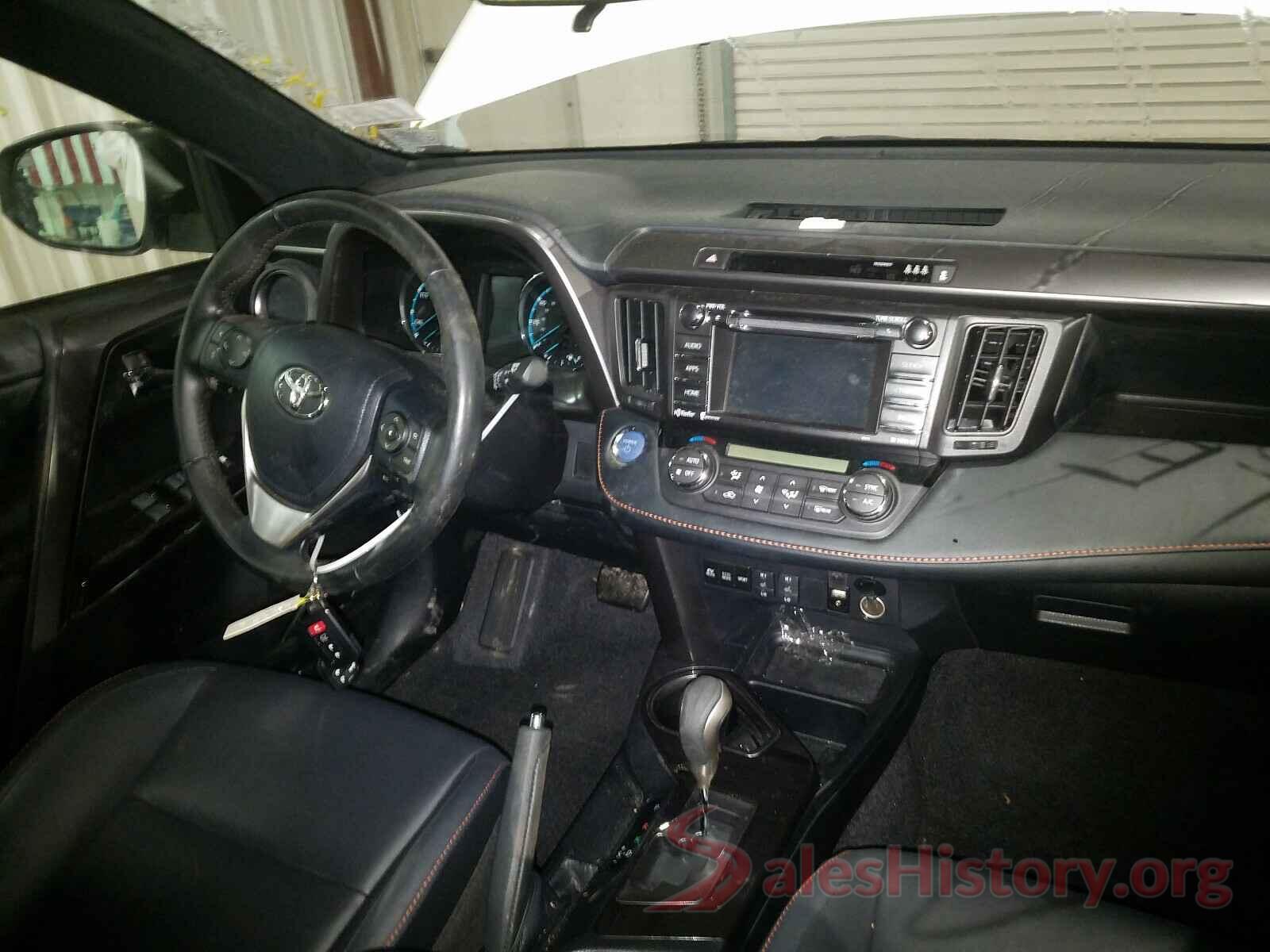 JTMJJREVXJD156518 2018 TOYOTA RAV4