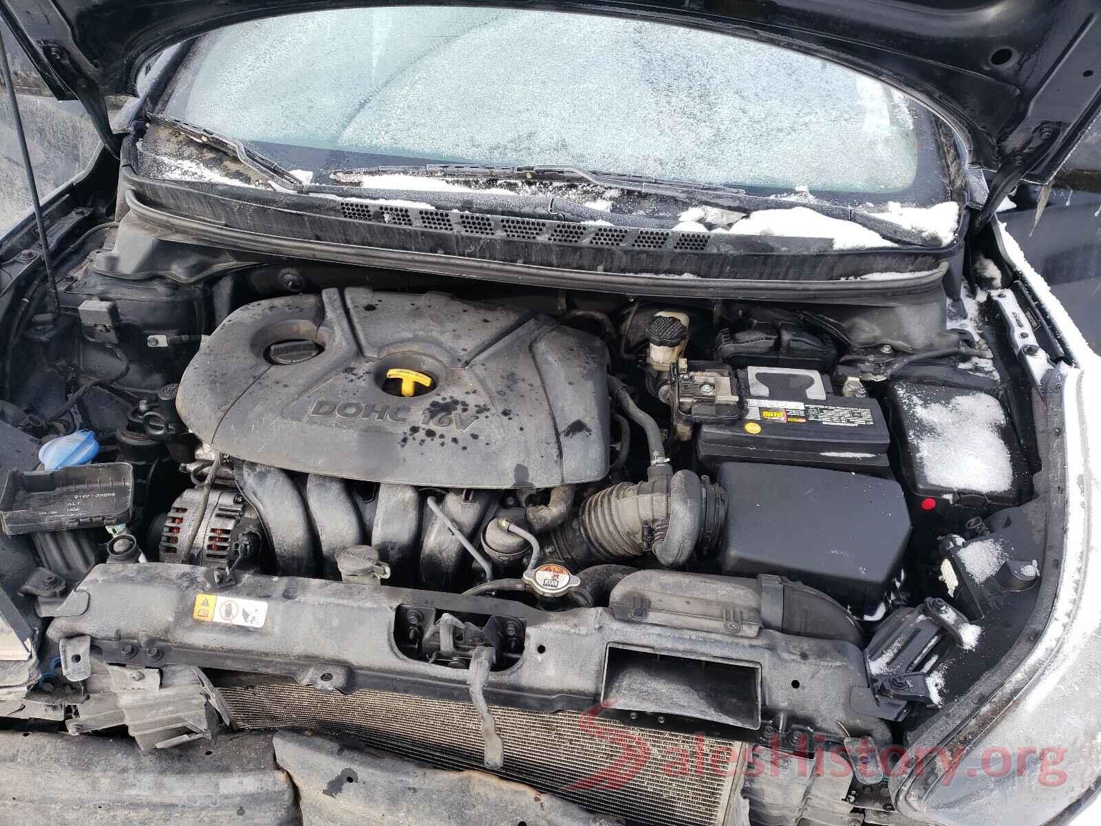 5NPDH4AE1GH745879 2016 HYUNDAI ELANTRA