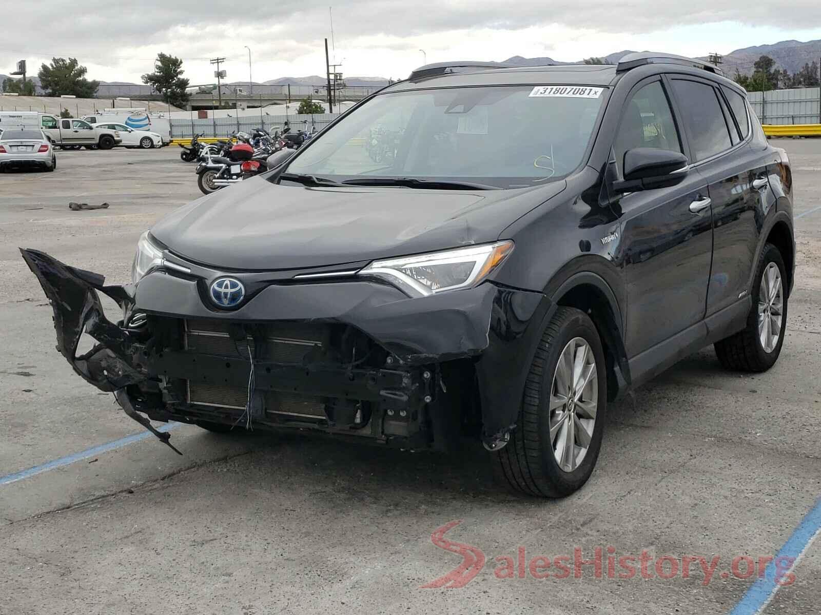 JTMDJREV7JD197766 2018 TOYOTA RAV4