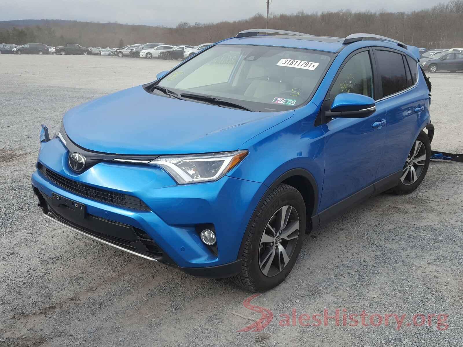 JTMRFREV9JD250703 2018 TOYOTA RAV4