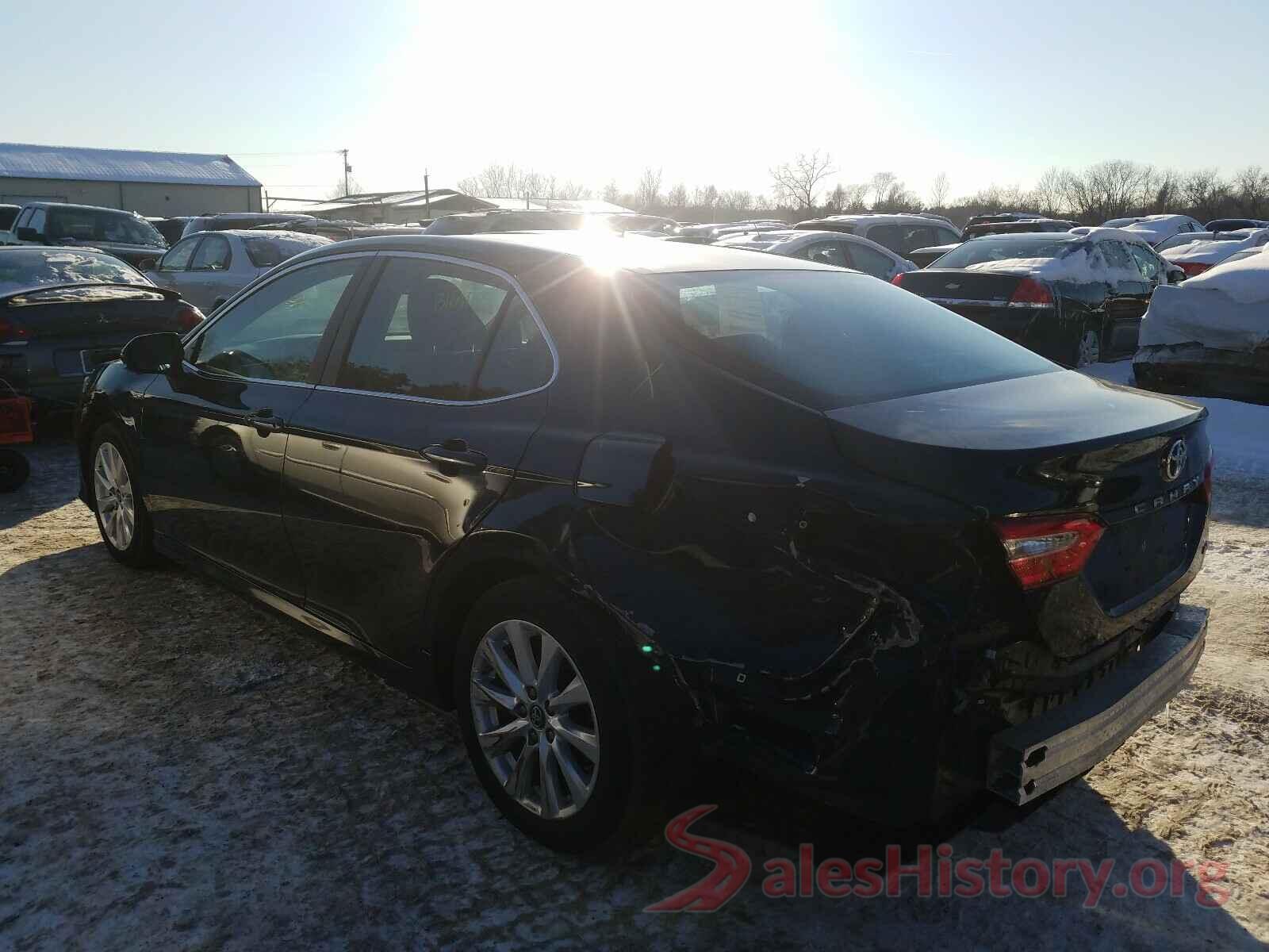 4T1B11HK3JU520474 2018 TOYOTA CAMRY