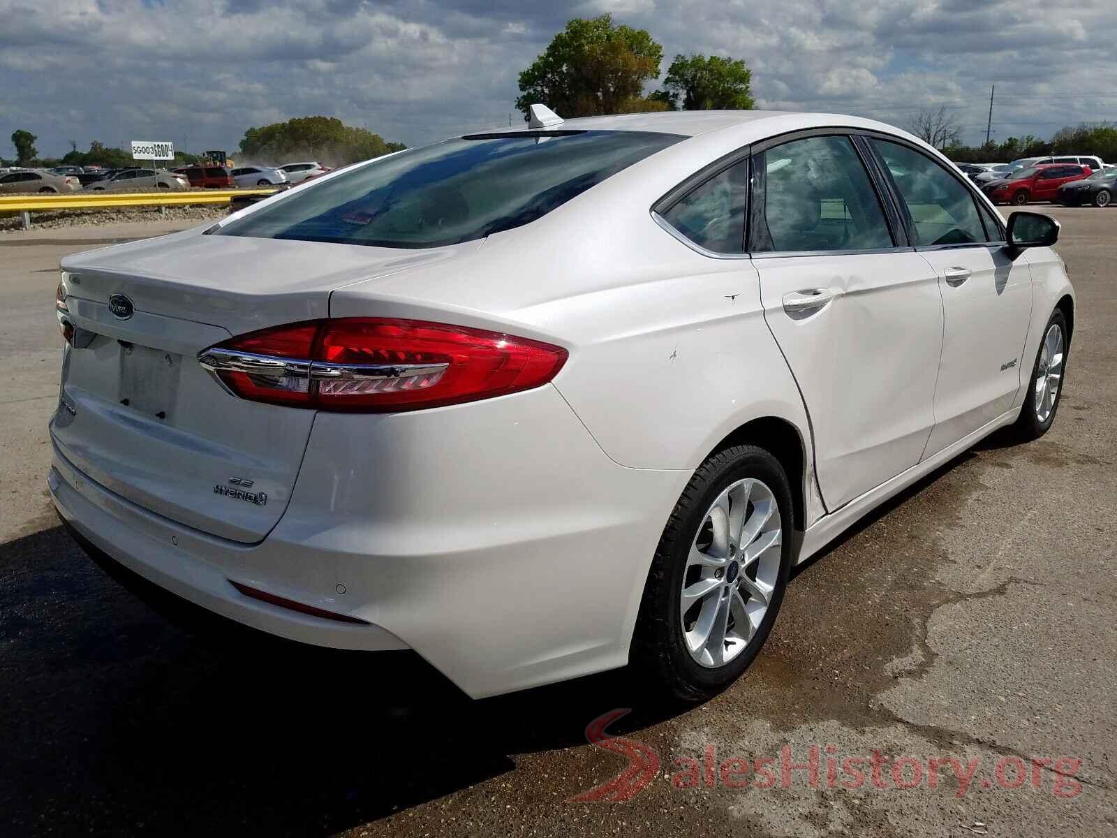 3FA6P0LU6KR157593 2019 FORD FUSION