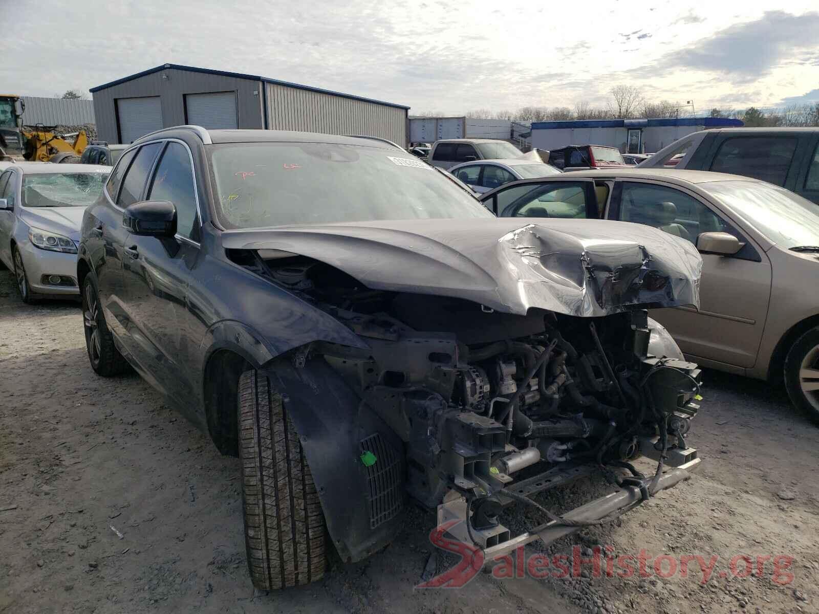 LYVA22RK0JB074098 2018 VOLVO XC60