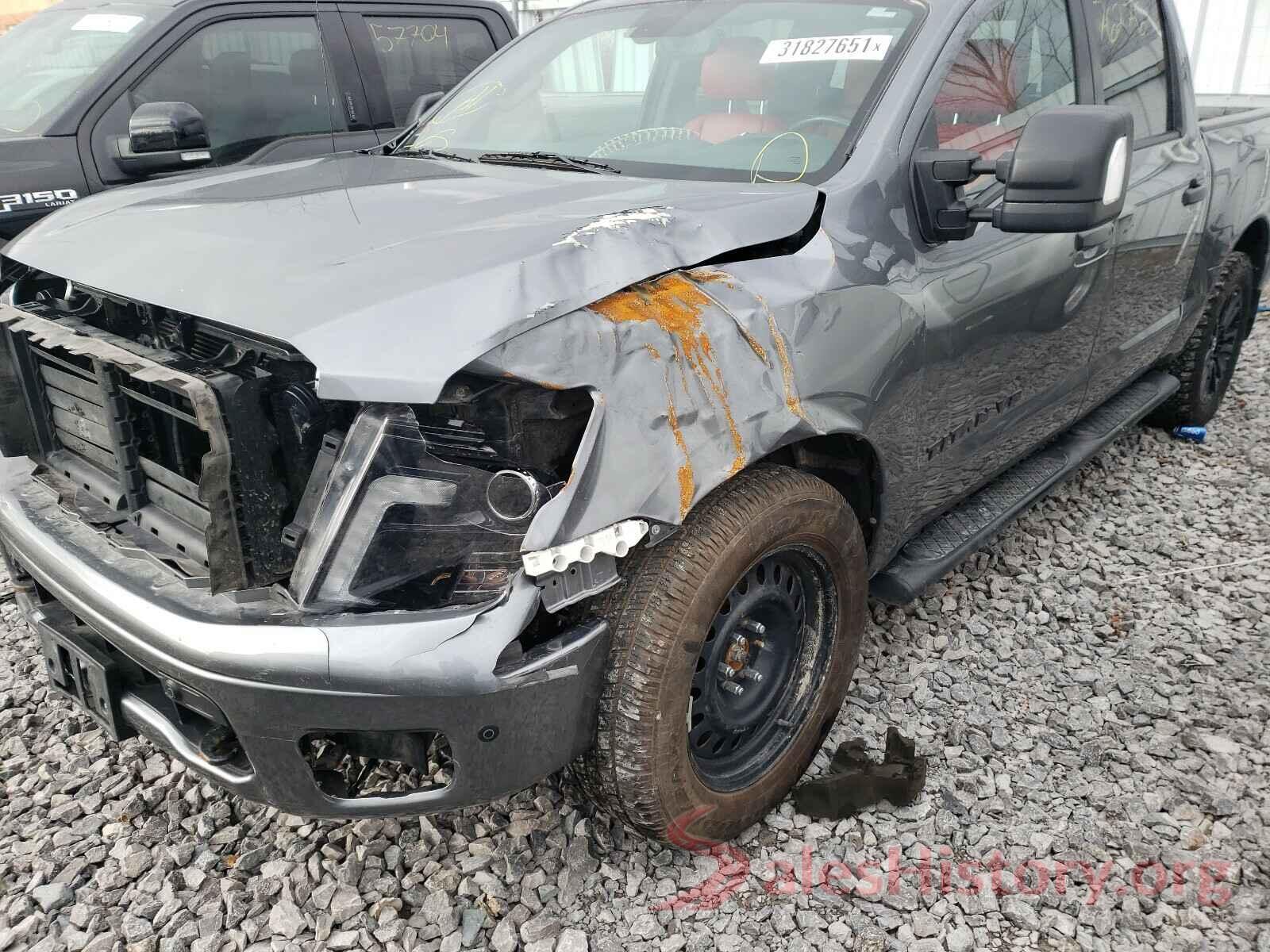 1N6AA1E55JN518392 2018 NISSAN TITAN