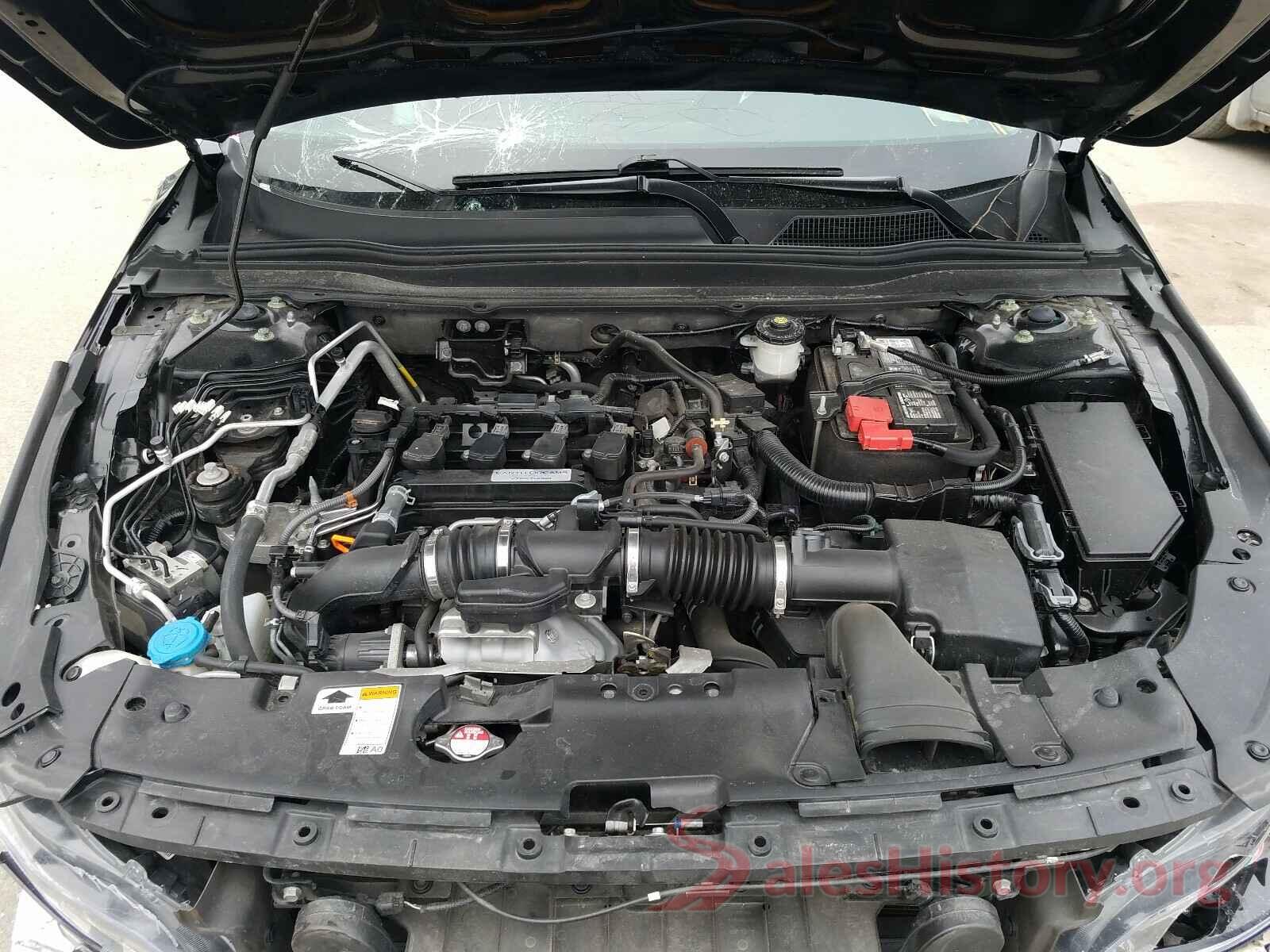 1HGCV1F11JA114414 2018 HONDA ACCORD