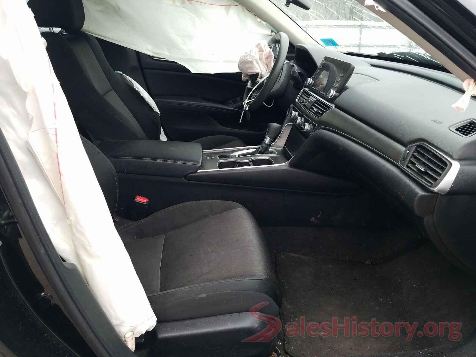 1HGCV1F11JA114414 2018 HONDA ACCORD