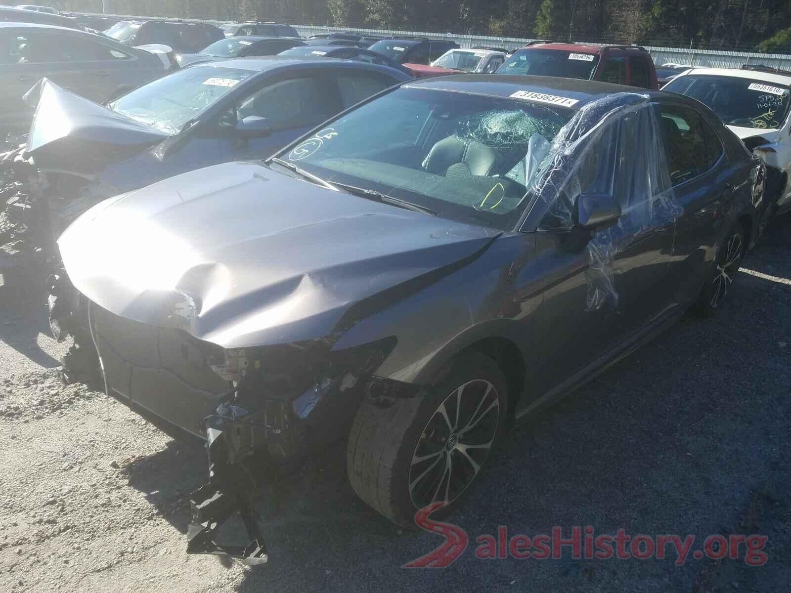 4T1B11HK3JU668480 2018 TOYOTA CAMRY