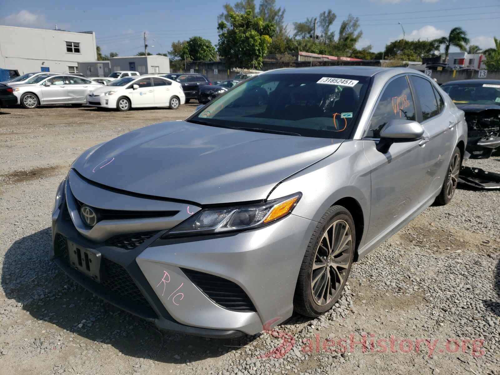 4T1B11HK5JU563018 2018 TOYOTA CAMRY