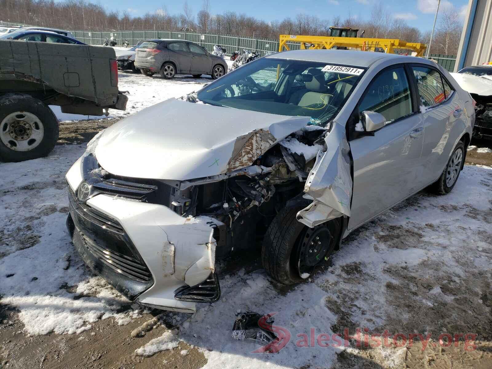 2T1BURHE9JC017971 2018 TOYOTA COROLLA