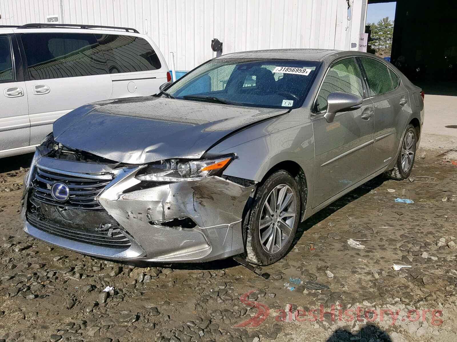 JTHBW1GG3G2111736 2016 LEXUS ES300