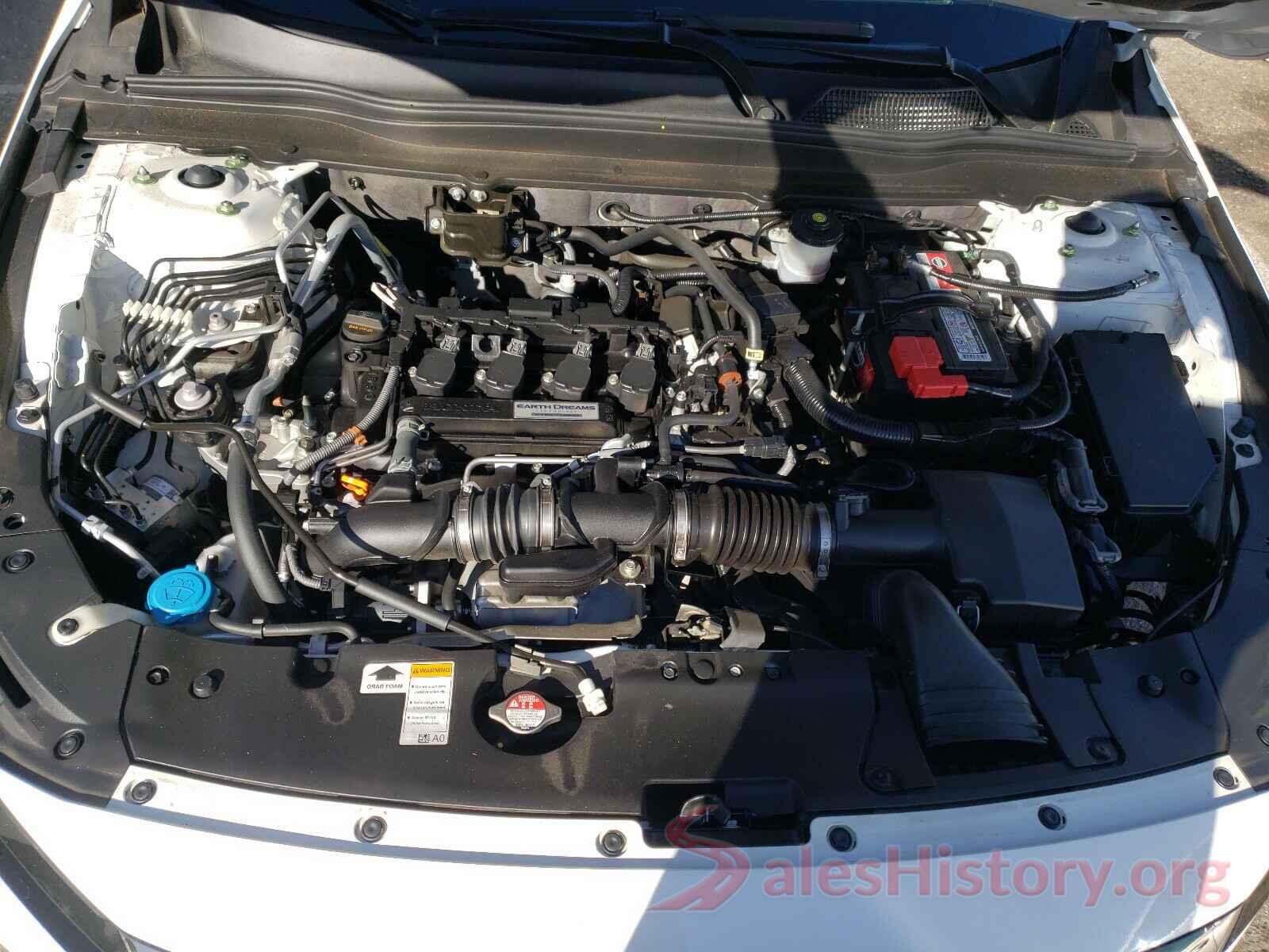 1HGCV1F31JA128718 2018 HONDA ACCORD