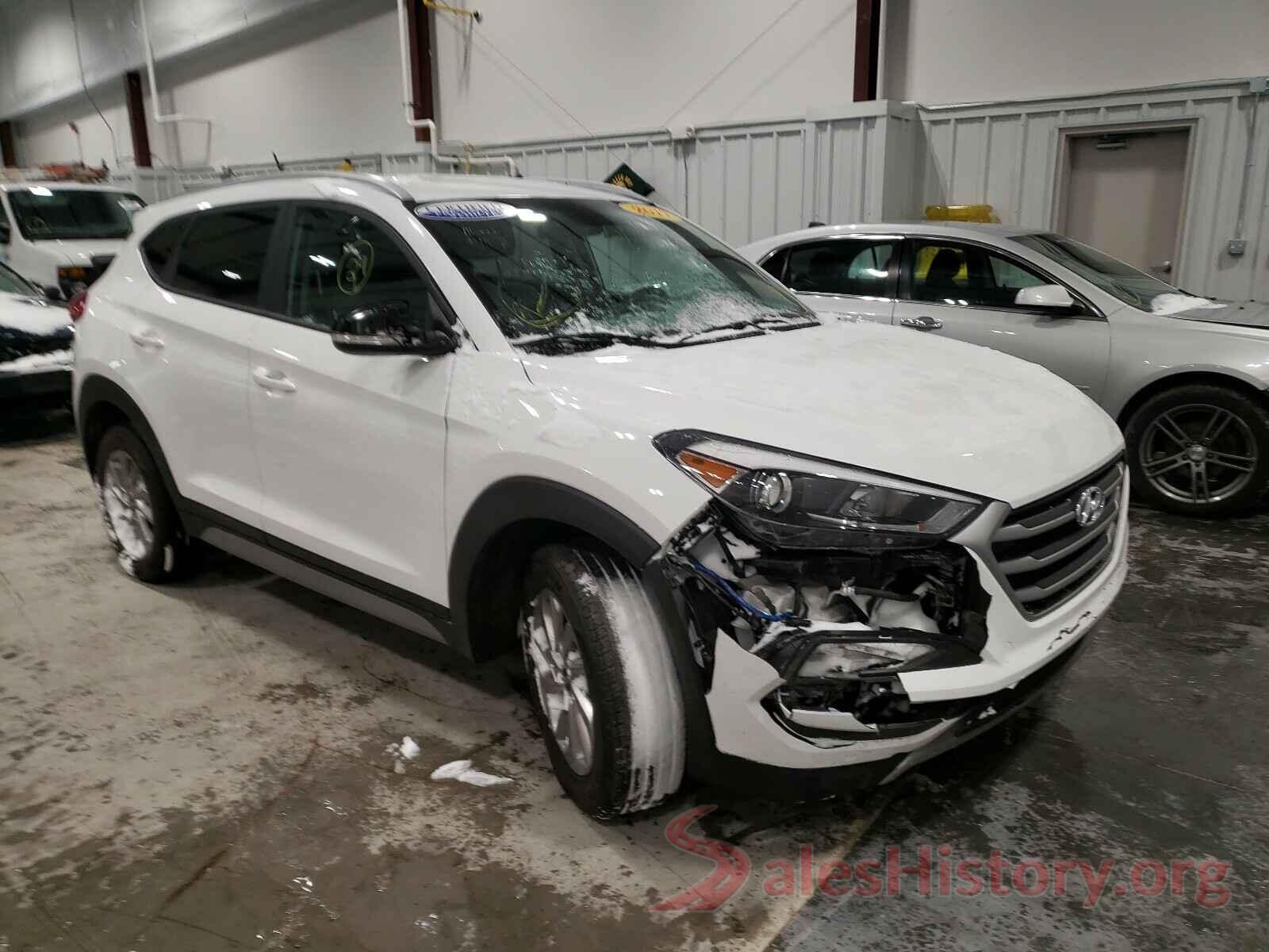 KM8J3CA22HU371688 2017 HYUNDAI TUCSON