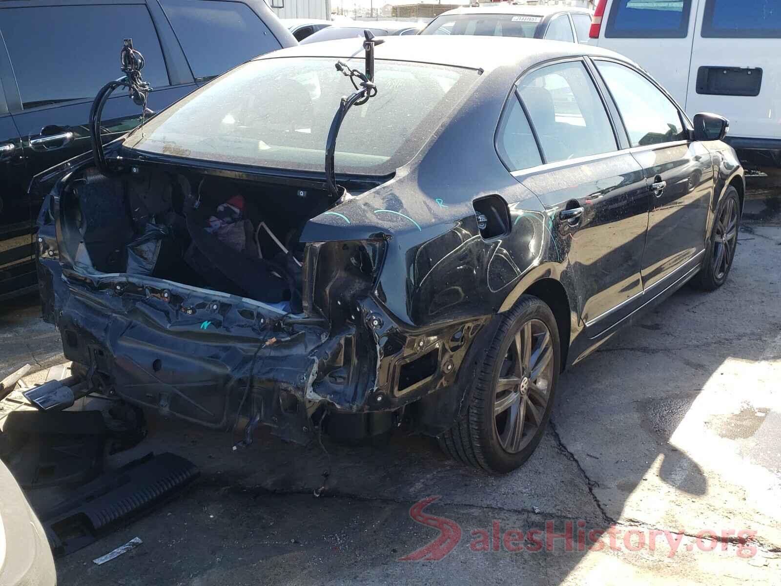 3VWL17AJ8JM247546 2018 VOLKSWAGEN JETTA