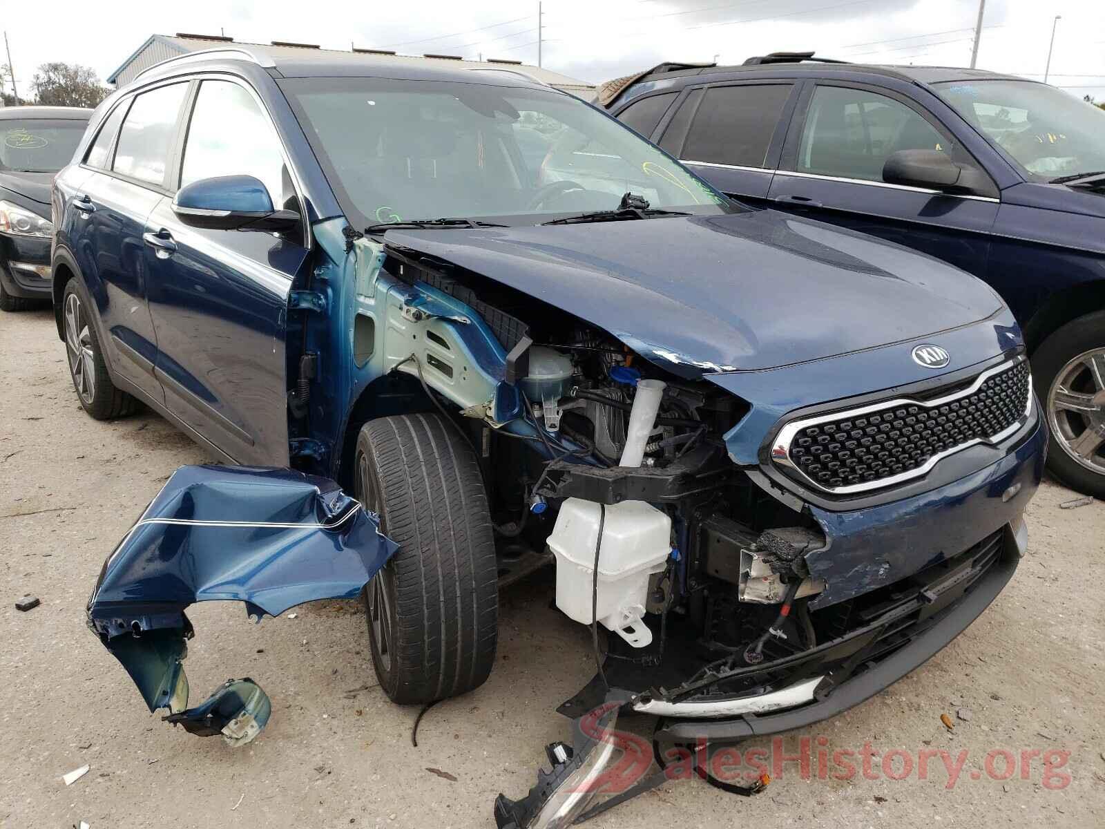 KNDCE3LC3J5174428 2018 KIA NIRO