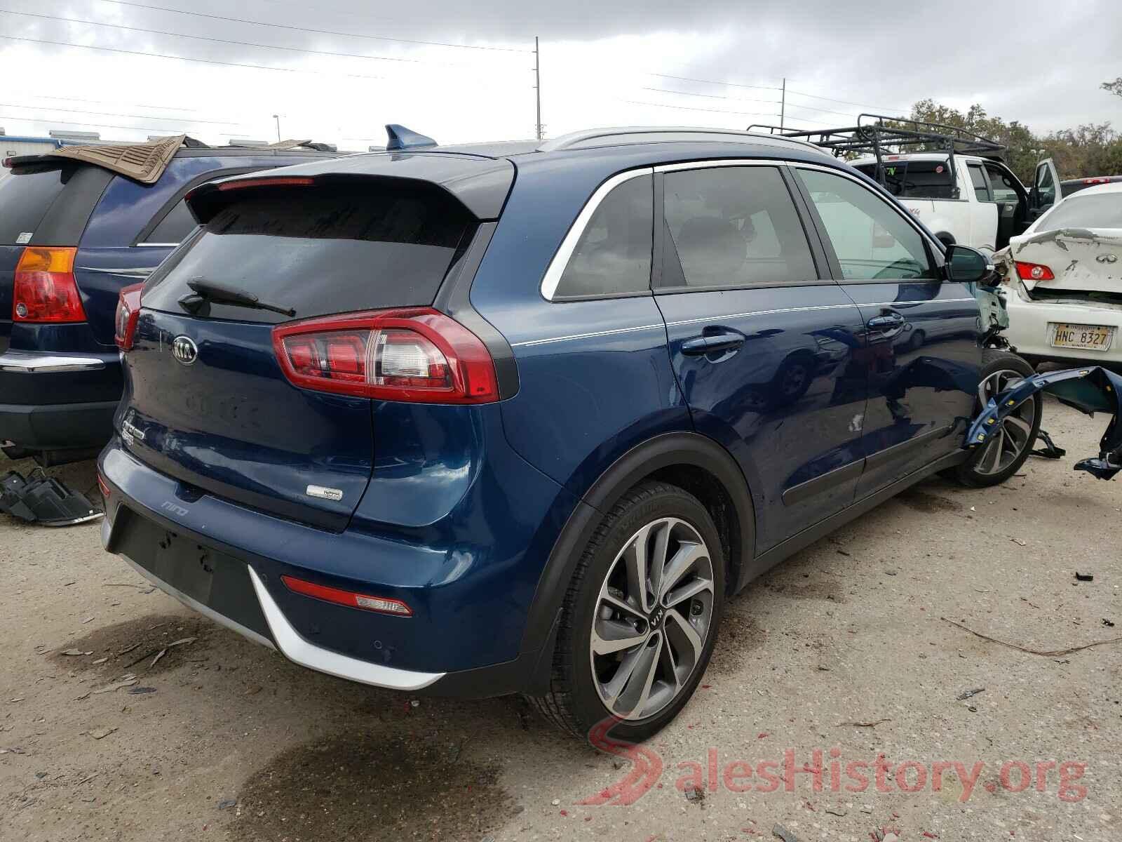 KNDCE3LC3J5174428 2018 KIA NIRO